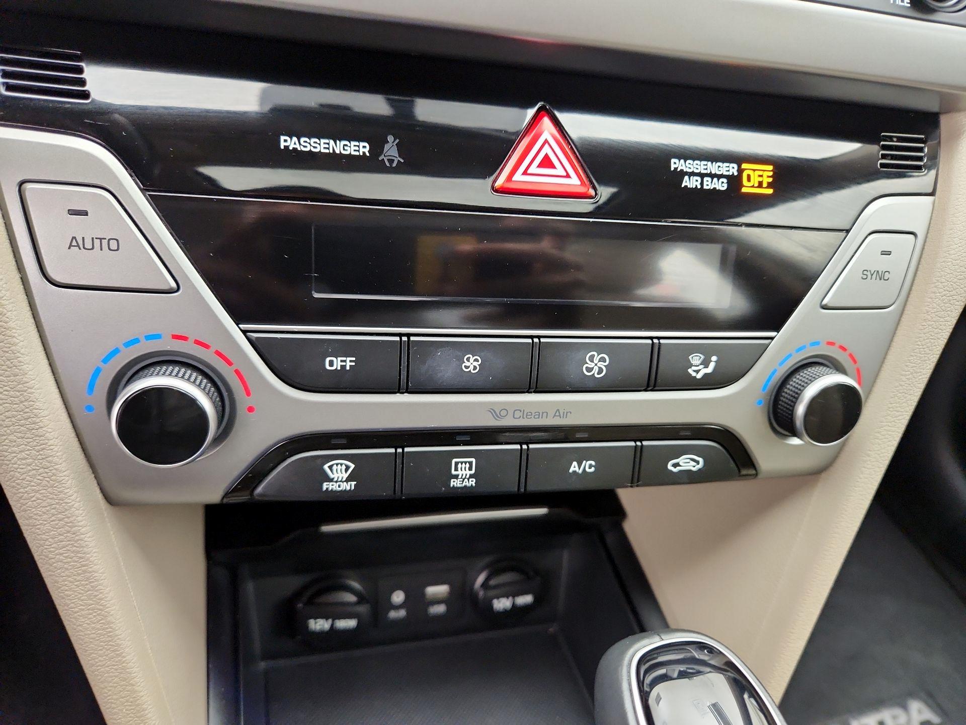 Thumbnail: 2018 Hyundai Elantra - 16