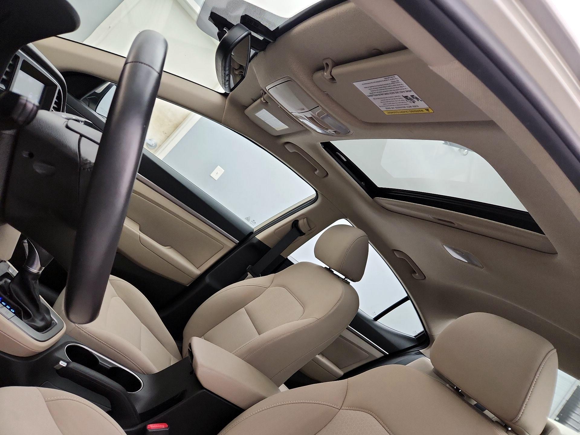 Thumbnail: 2018 Hyundai Elantra - 19