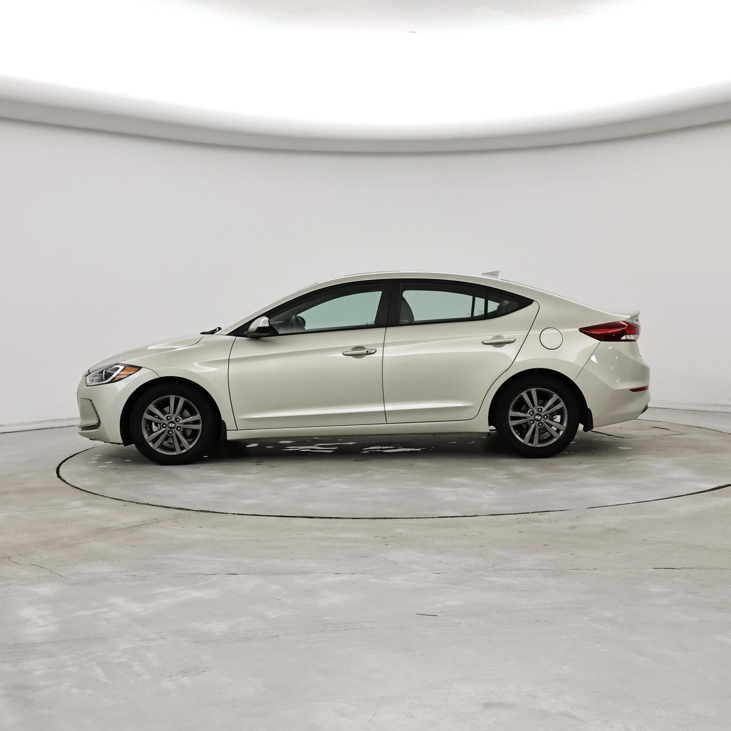 Thumbnail: 2018 Hyundai Elantra - 3