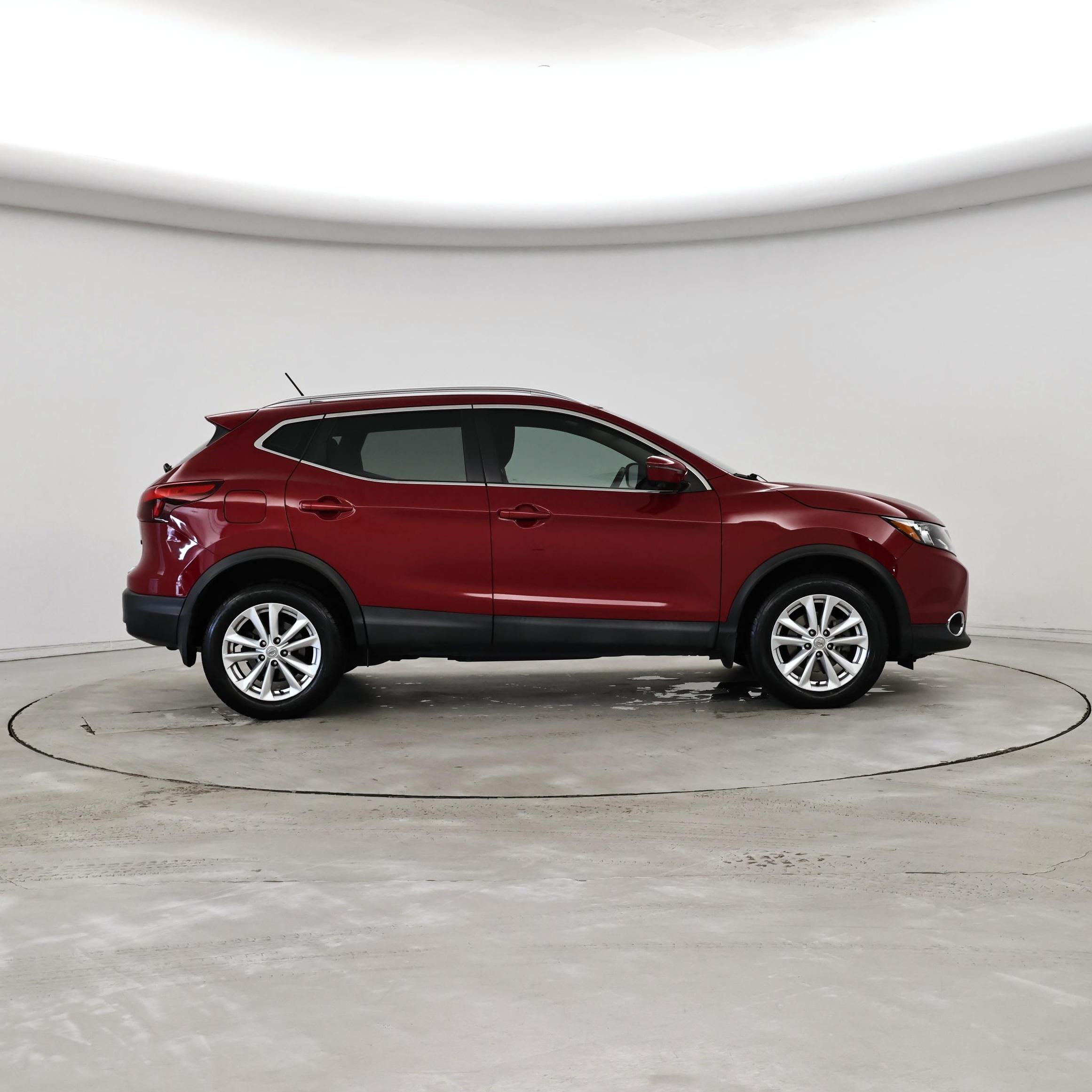 Thumbnail: 2018 Nissan Rogue Sport - 7