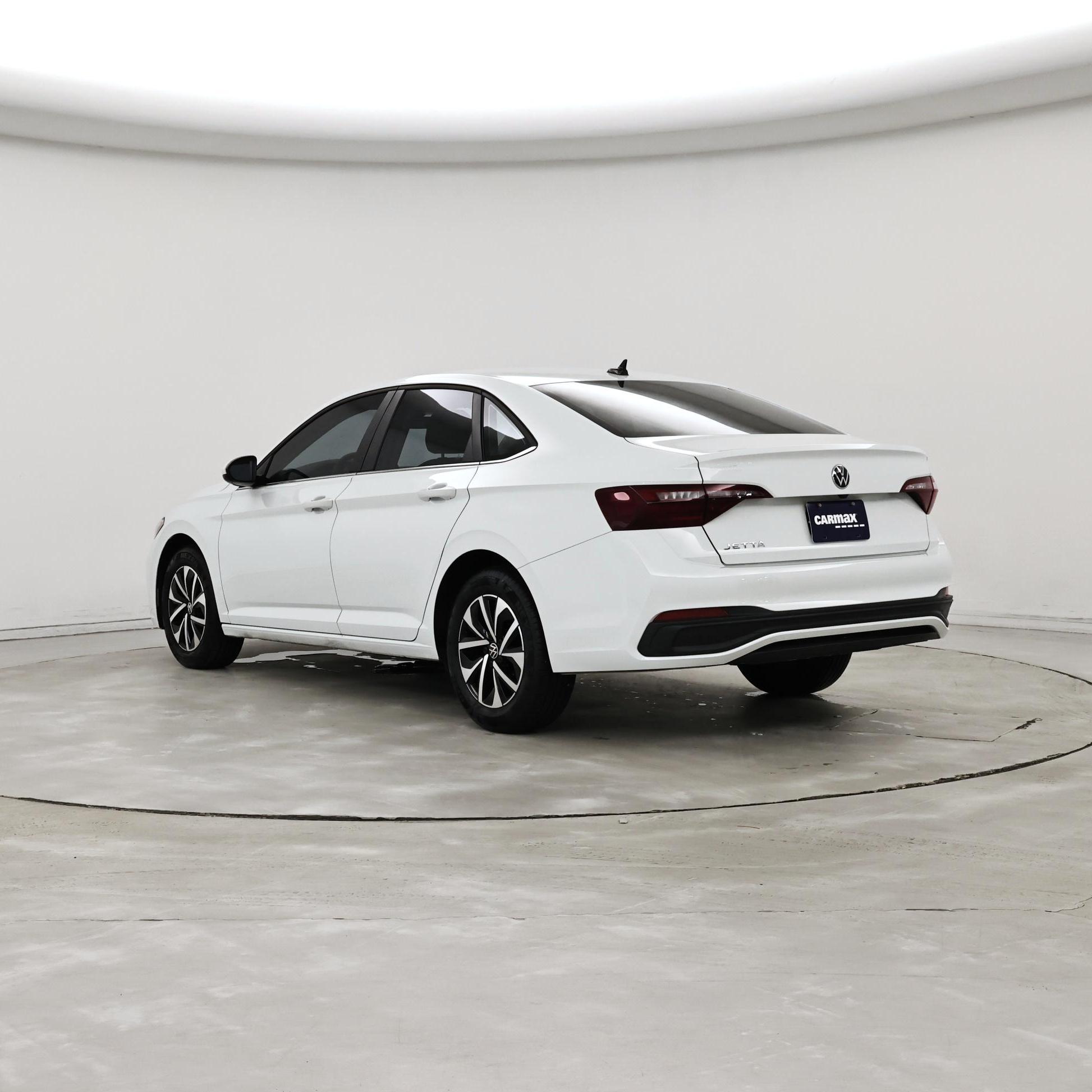 Thumbnail: 2024 Volkswagen Jetta - 2