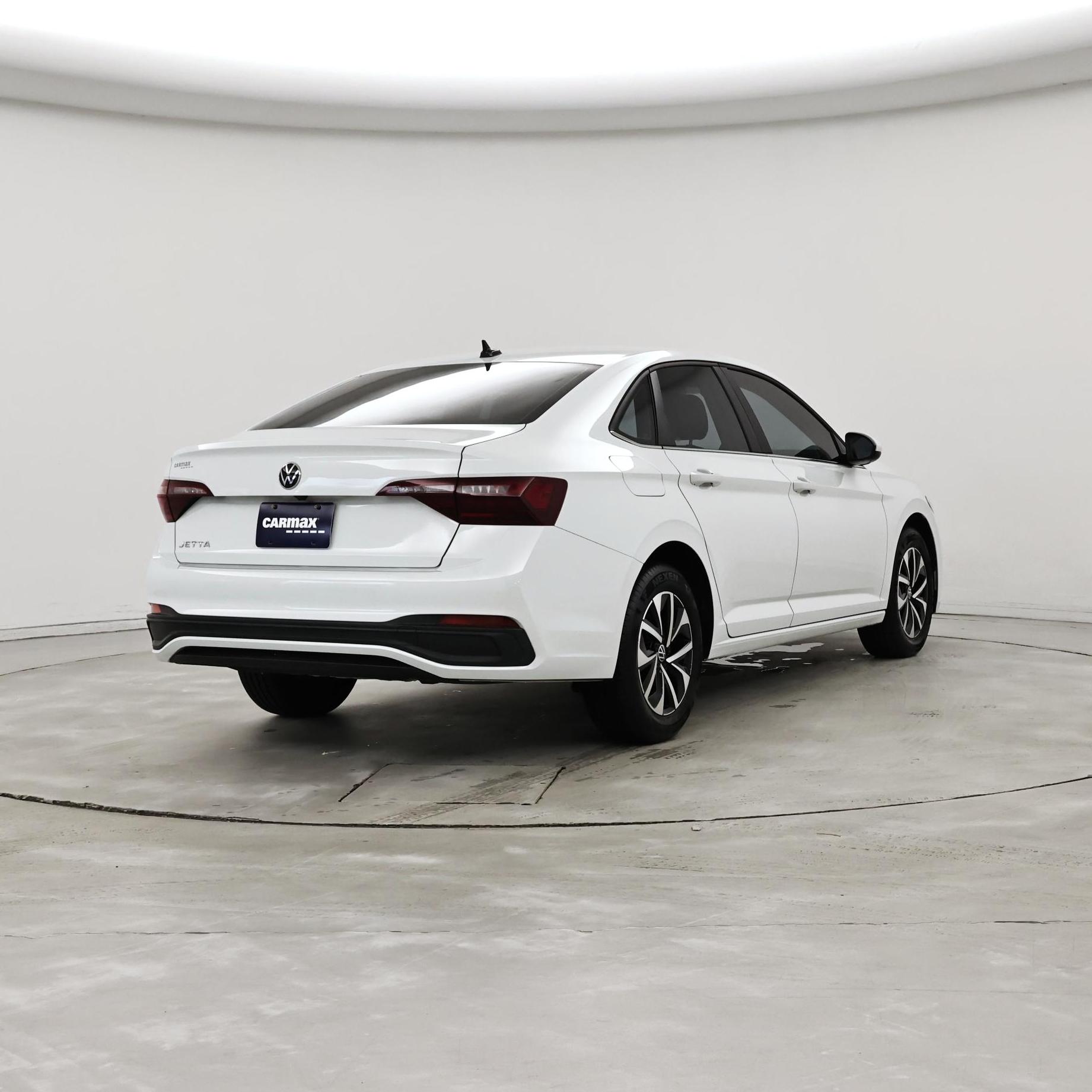 Thumbnail: 2024 Volkswagen Jetta - 8