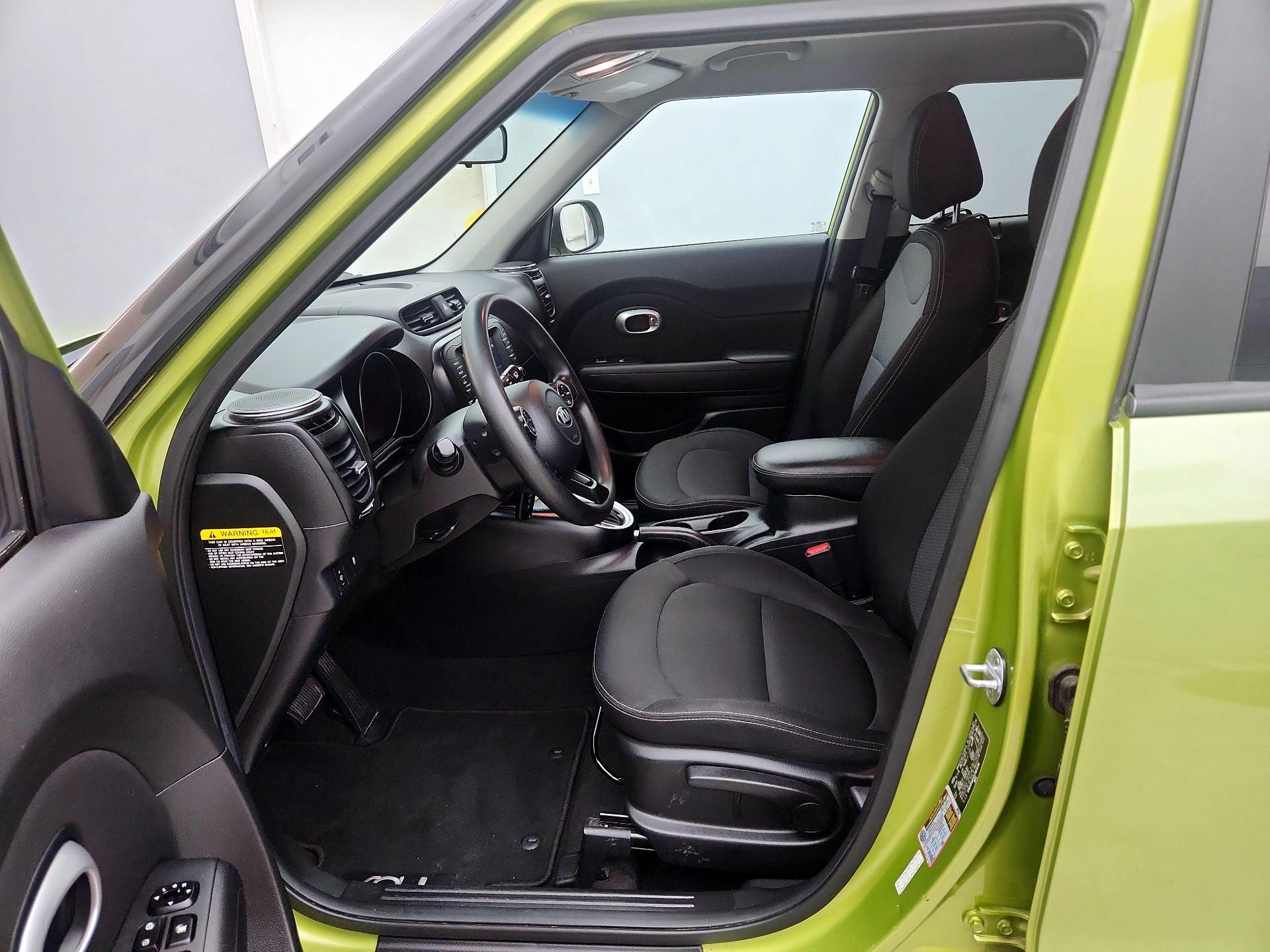 Thumbnail: 2018 Kia Soul - 11