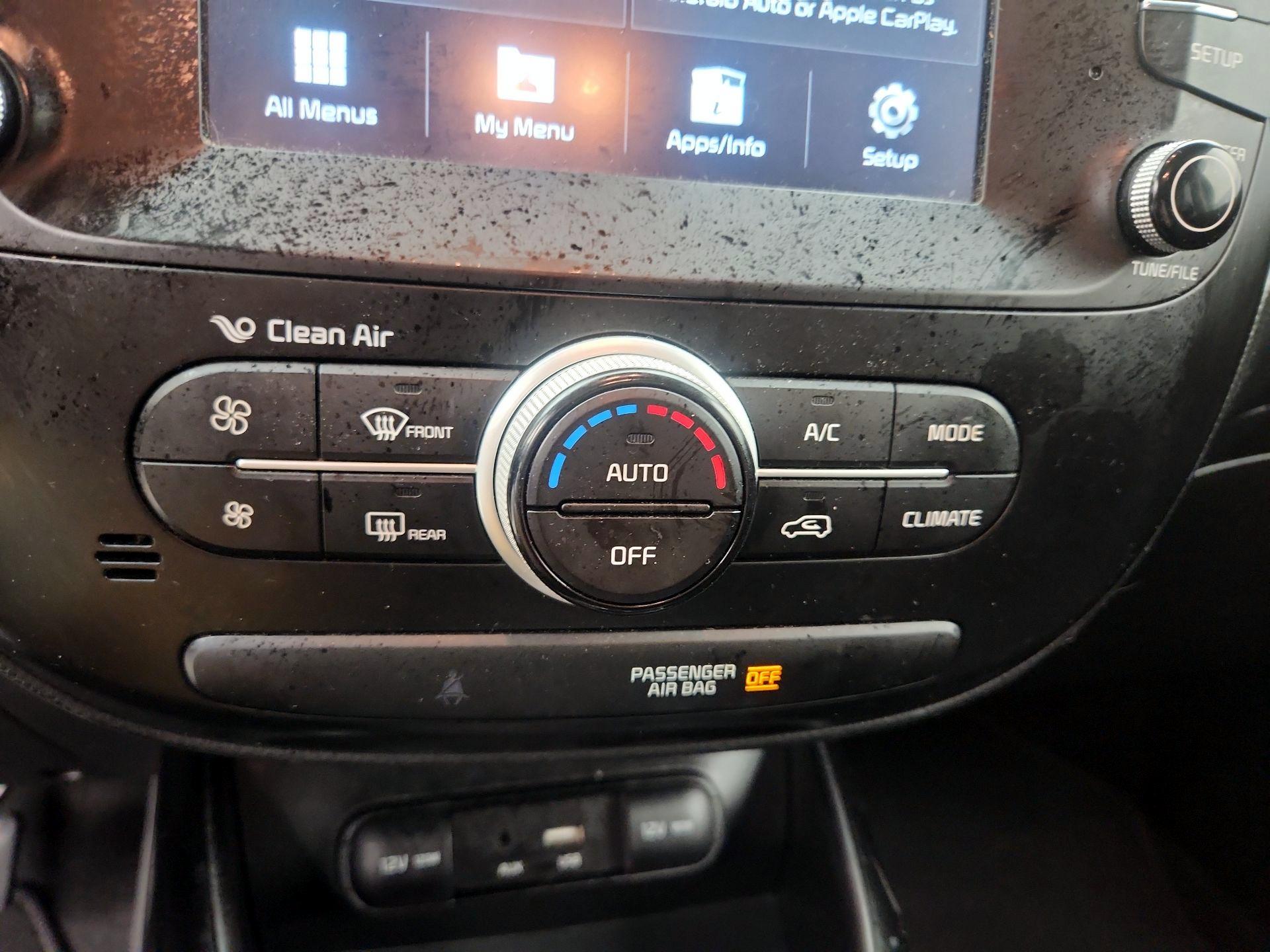 Thumbnail: 2018 Kia Soul - 16