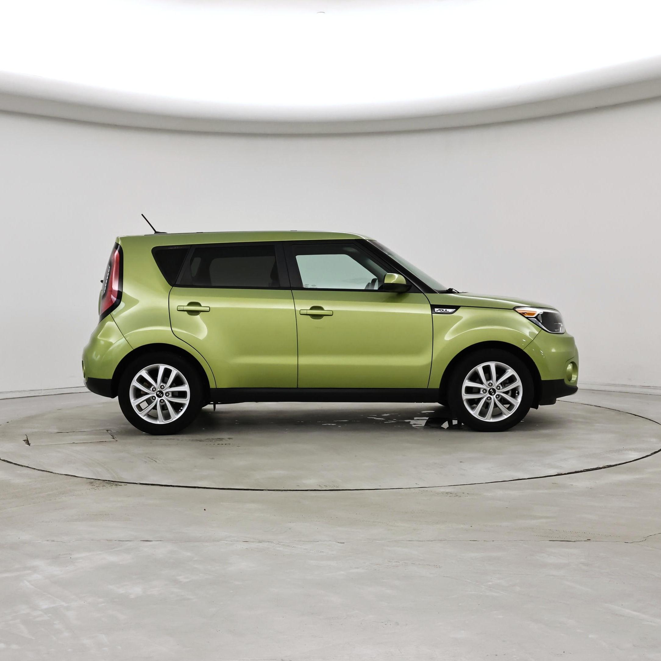 Thumbnail: 2018 Kia Soul - 7