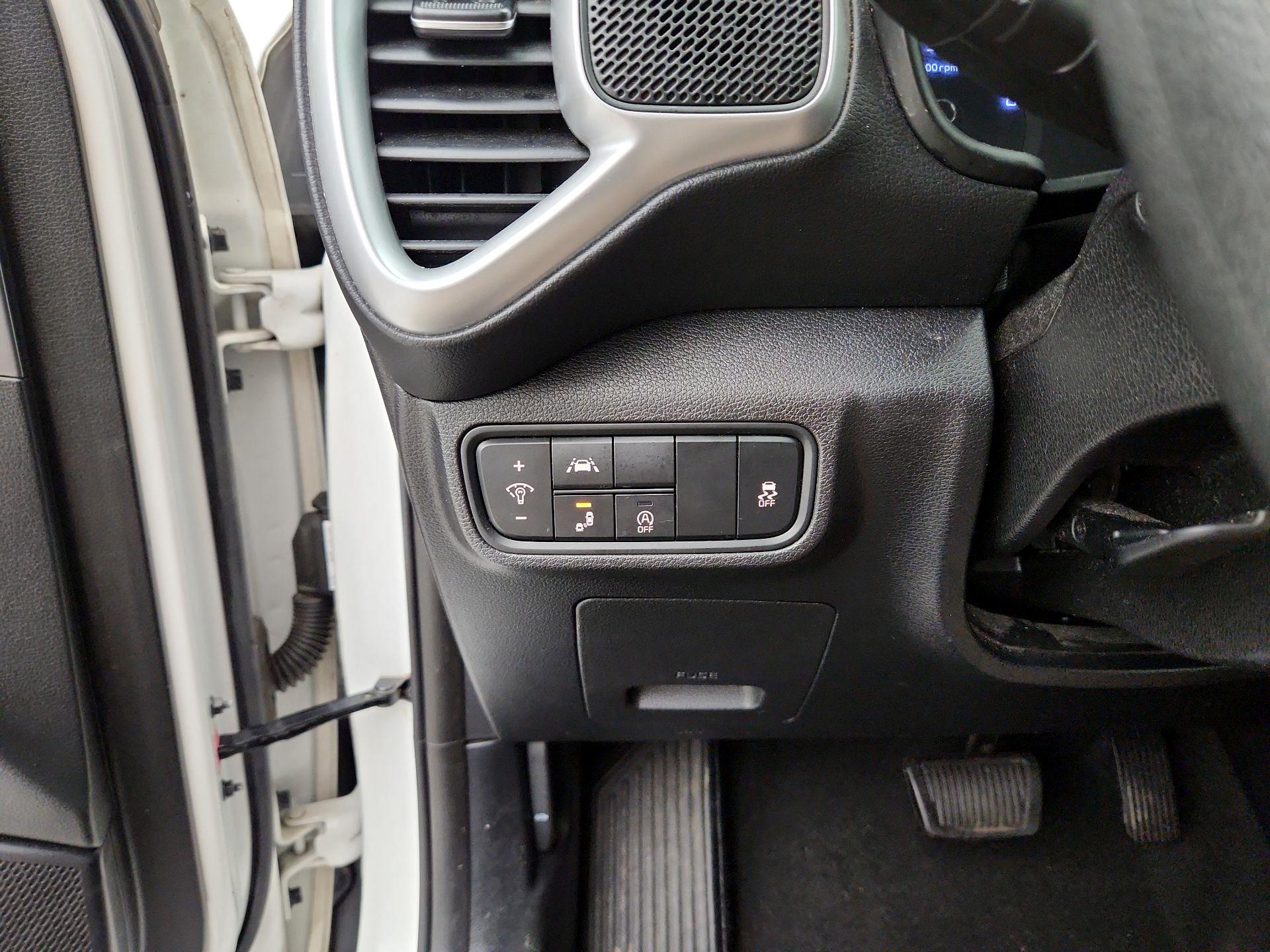 Thumbnail: 2020 Kia Soul - 13