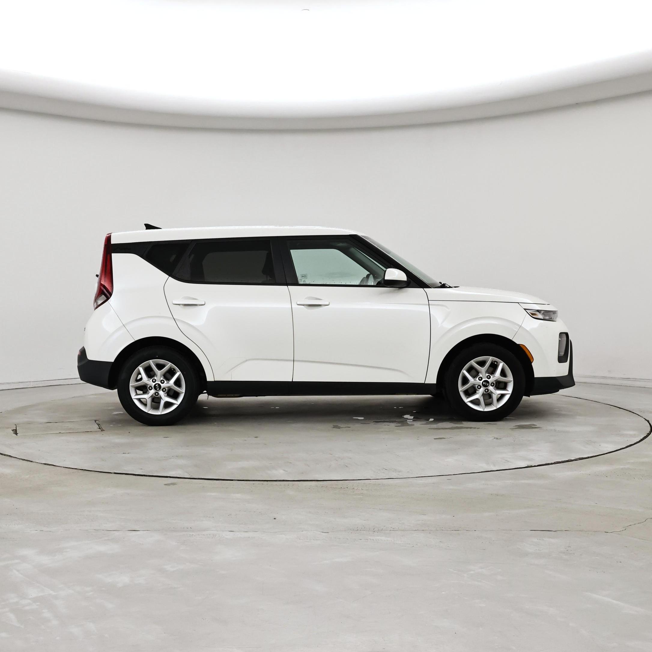 Thumbnail: 2020 Kia Soul - 7