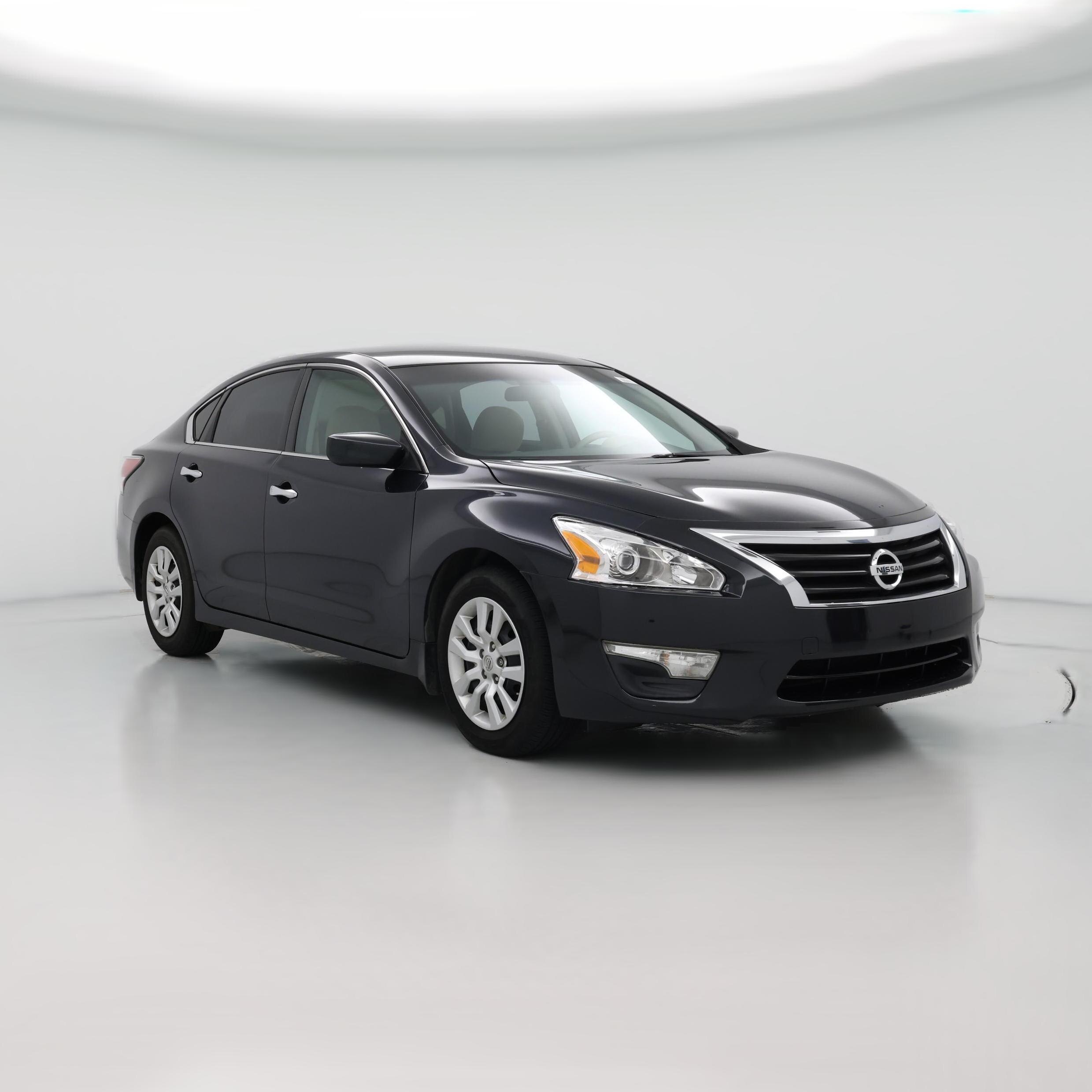 Thumbnail: 2015 Nissan Altima - 1