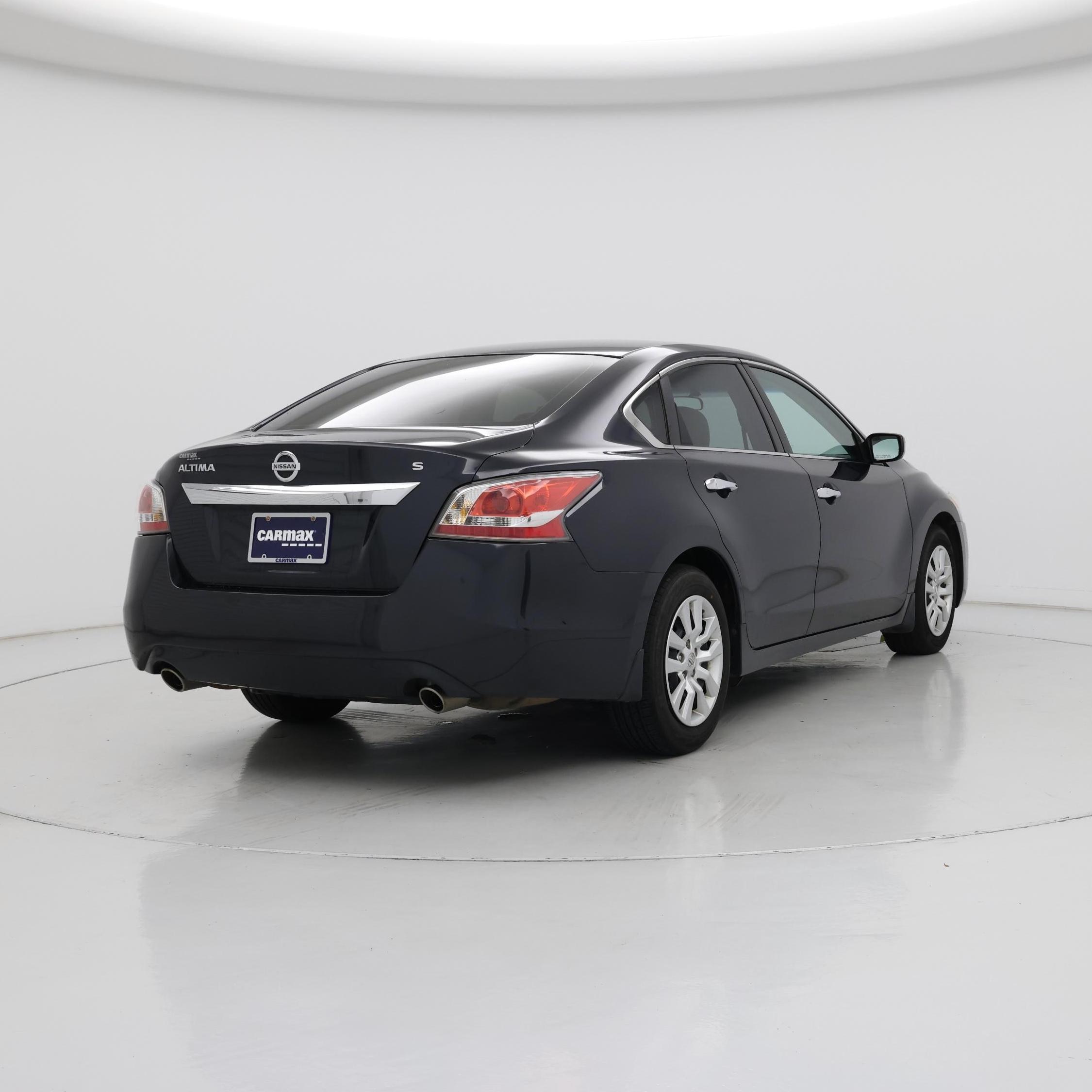 Thumbnail: 2015 Nissan Altima - 8