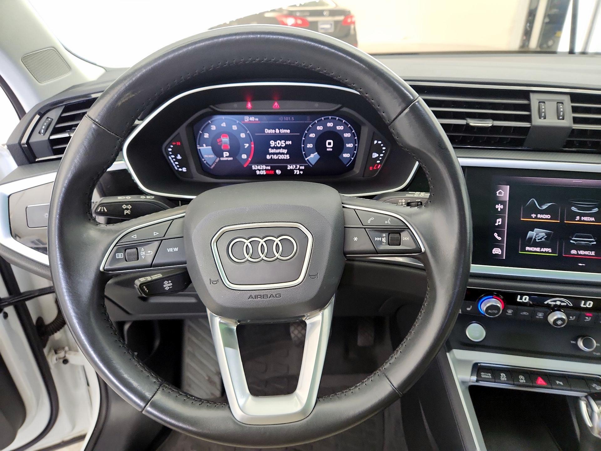 Thumbnail: 2020 Audi Q3 - 10