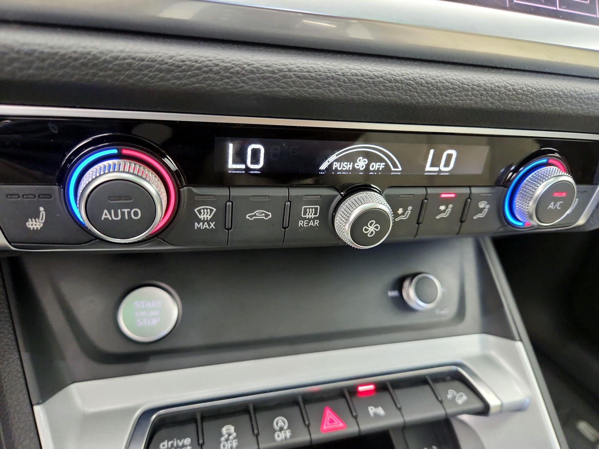 Thumbnail: 2020 Audi Q3 - 16