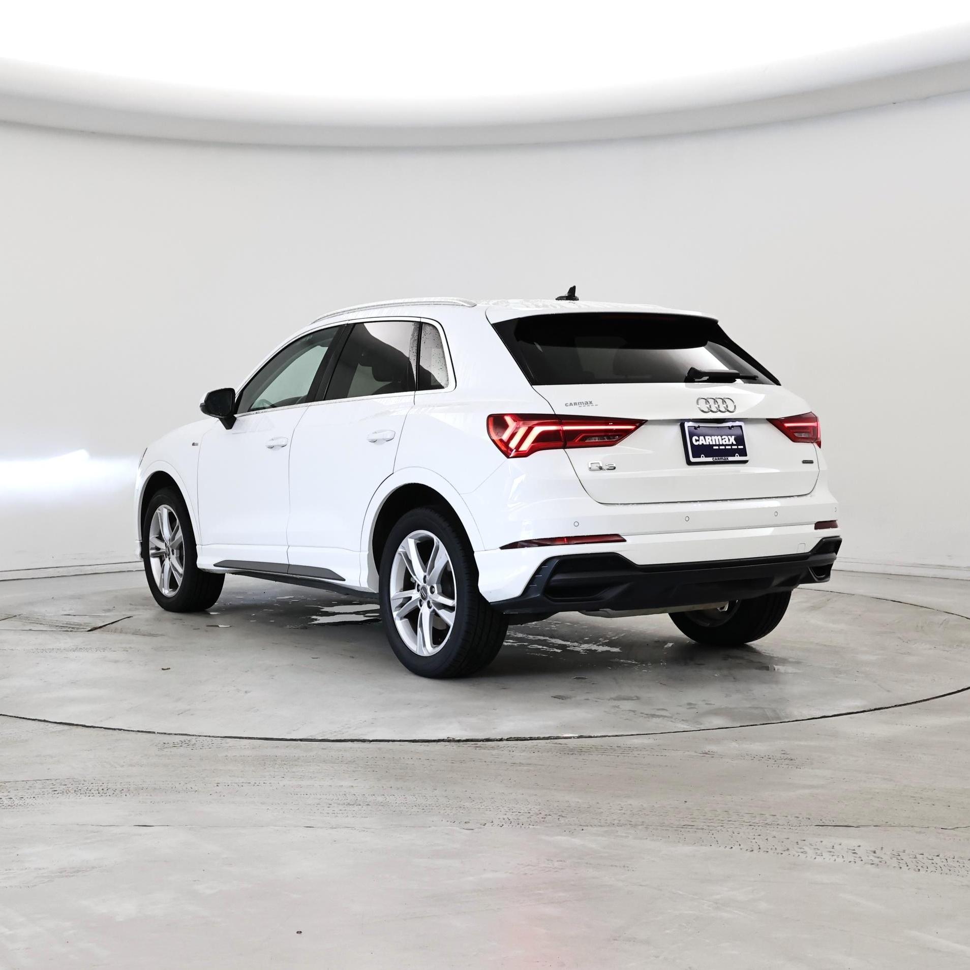 Thumbnail: 2020 Audi Q3 - 2