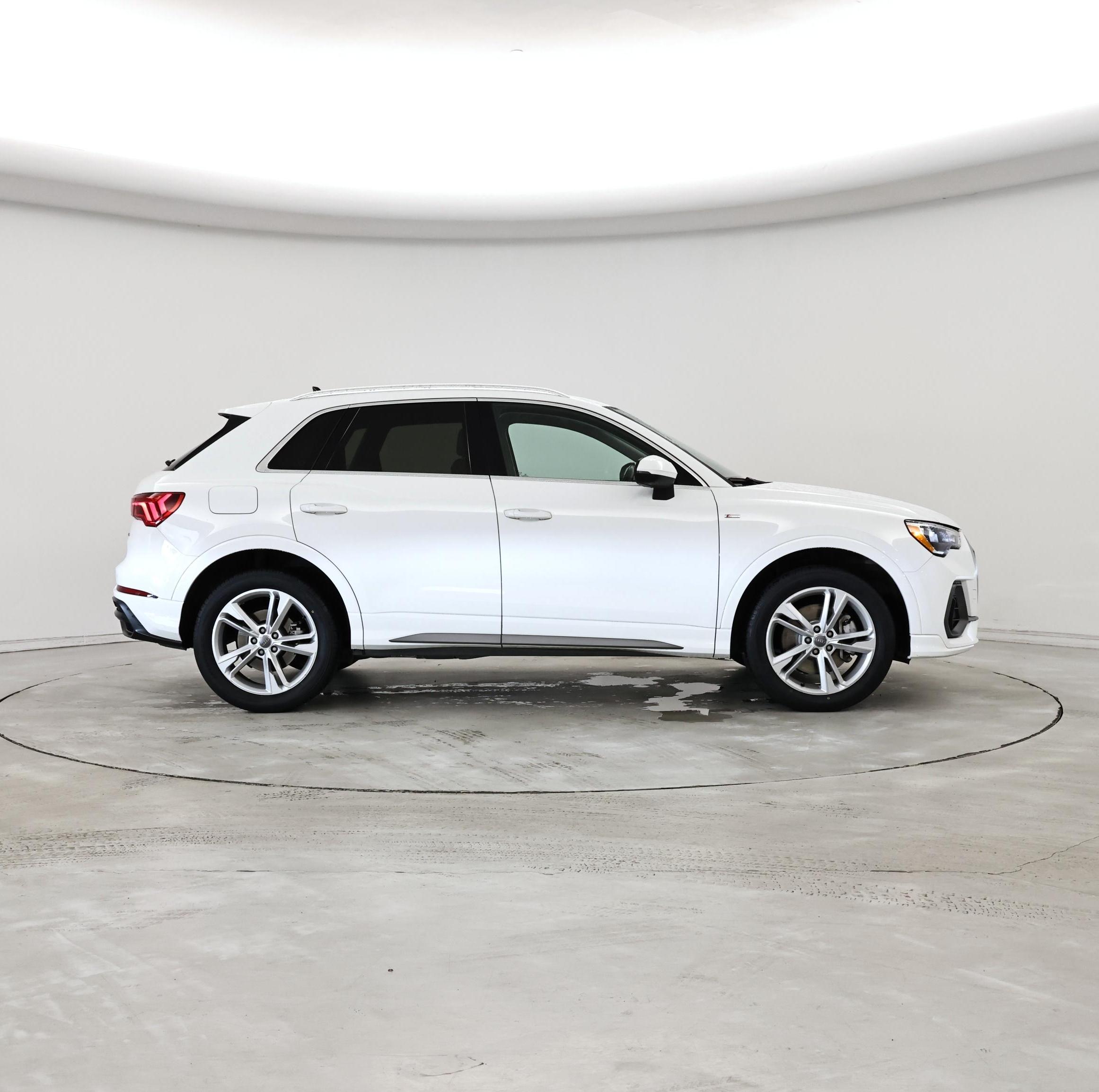 Thumbnail: 2020 Audi Q3 - 7