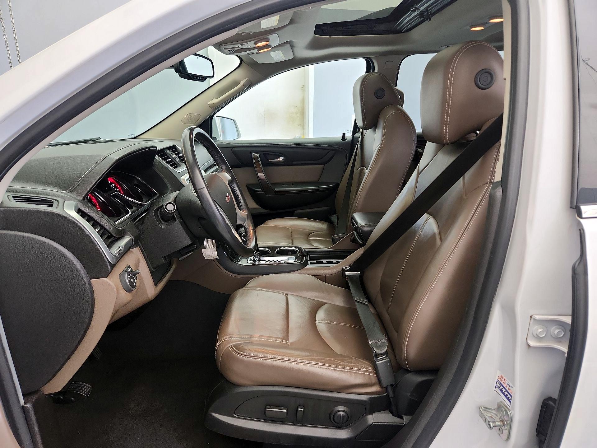 Thumbnail: 2016 GMC Acadia - 11