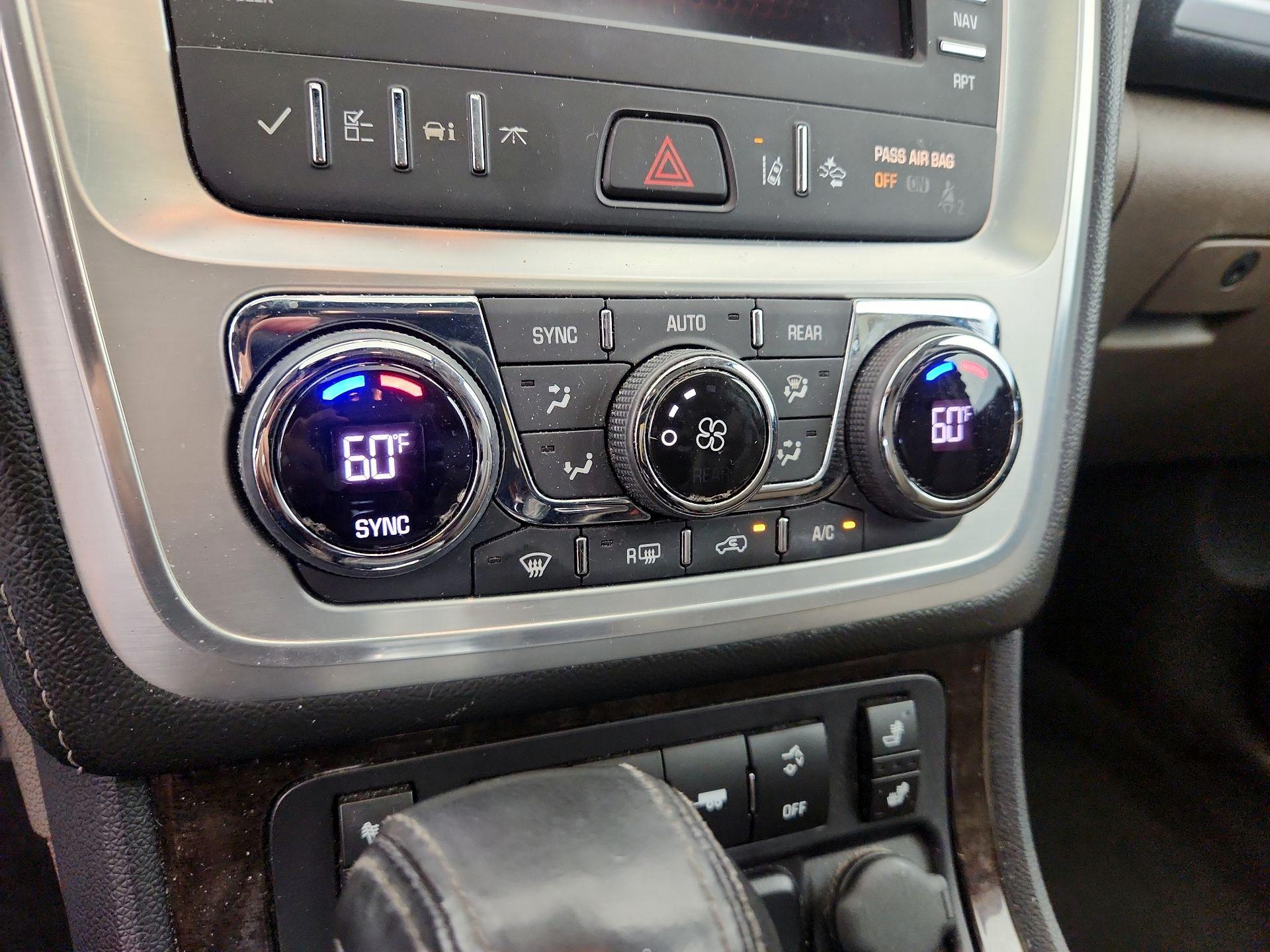 Thumbnail: 2016 GMC Acadia - 16
