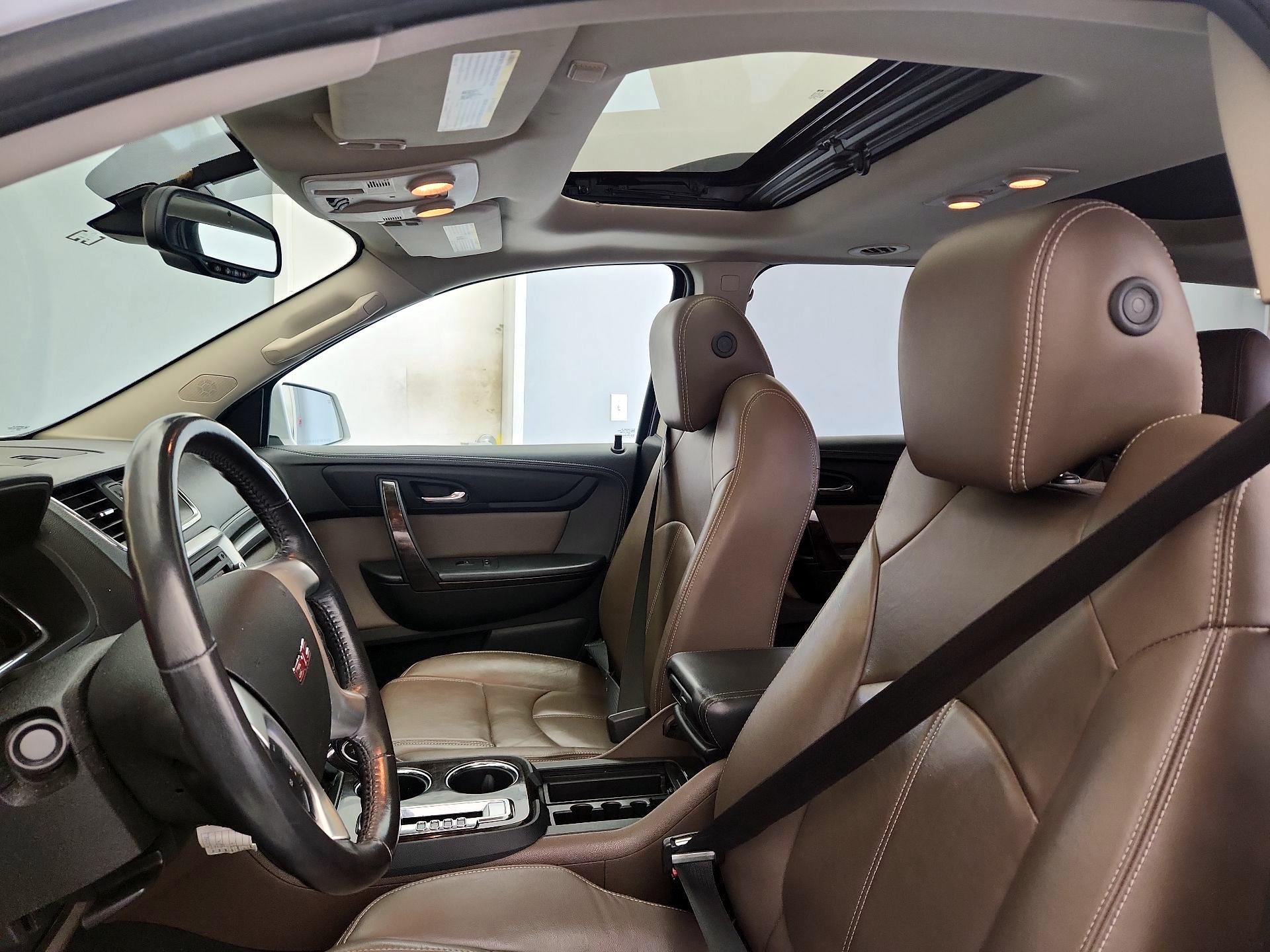 Thumbnail: 2016 GMC Acadia - 18