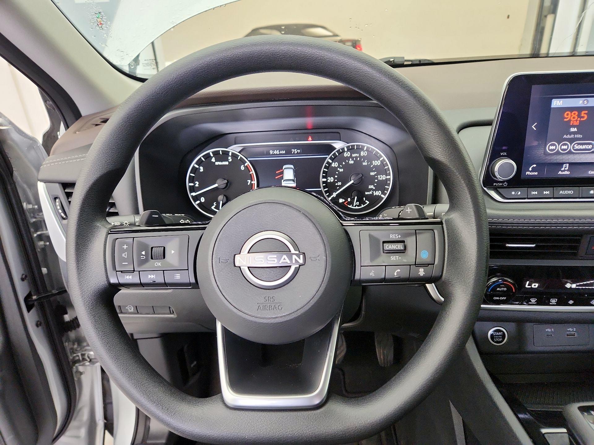 Thumbnail: 2023 Nissan Rogue - 10