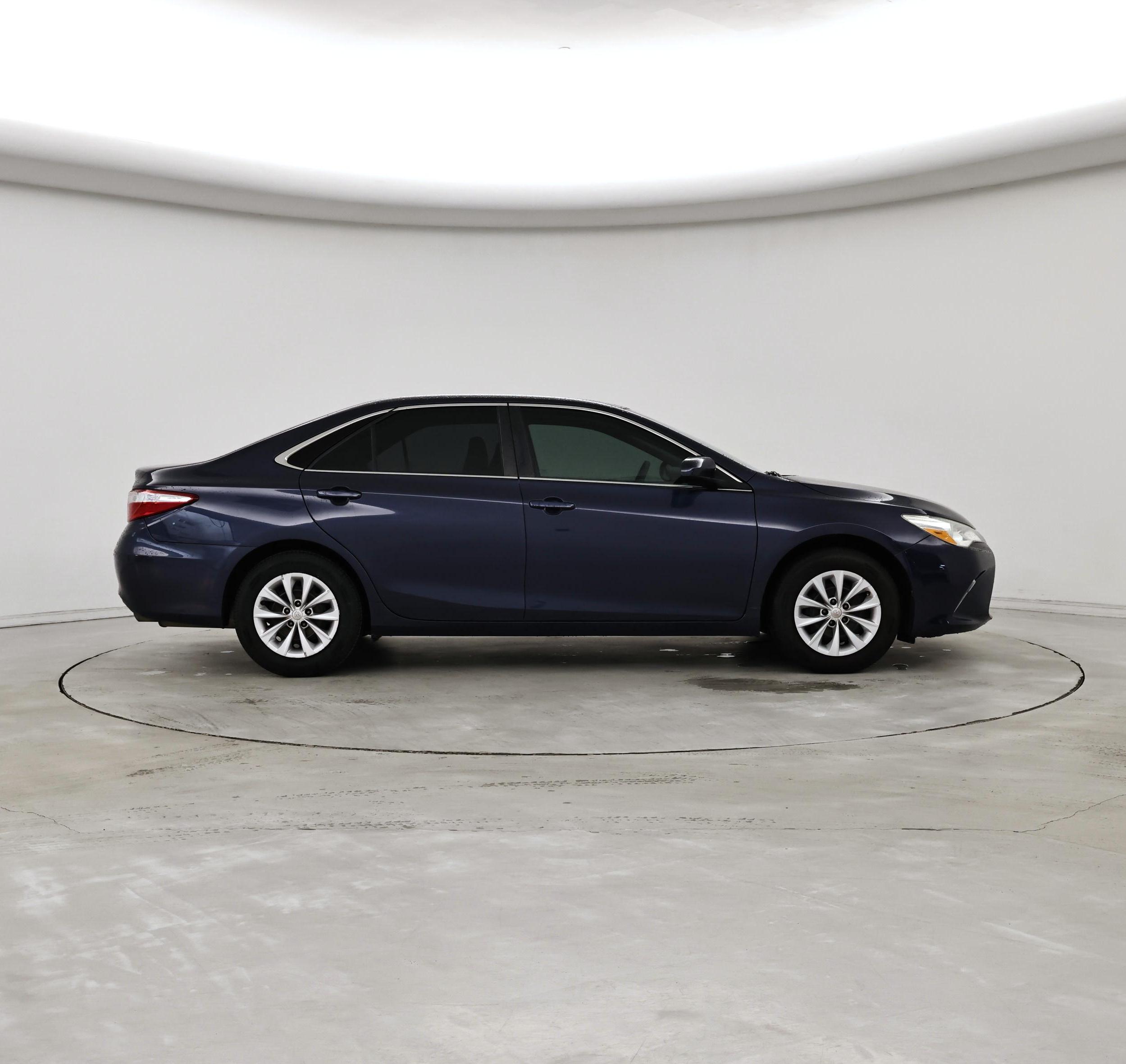 Thumbnail: 2016 Toyota Camry - 7