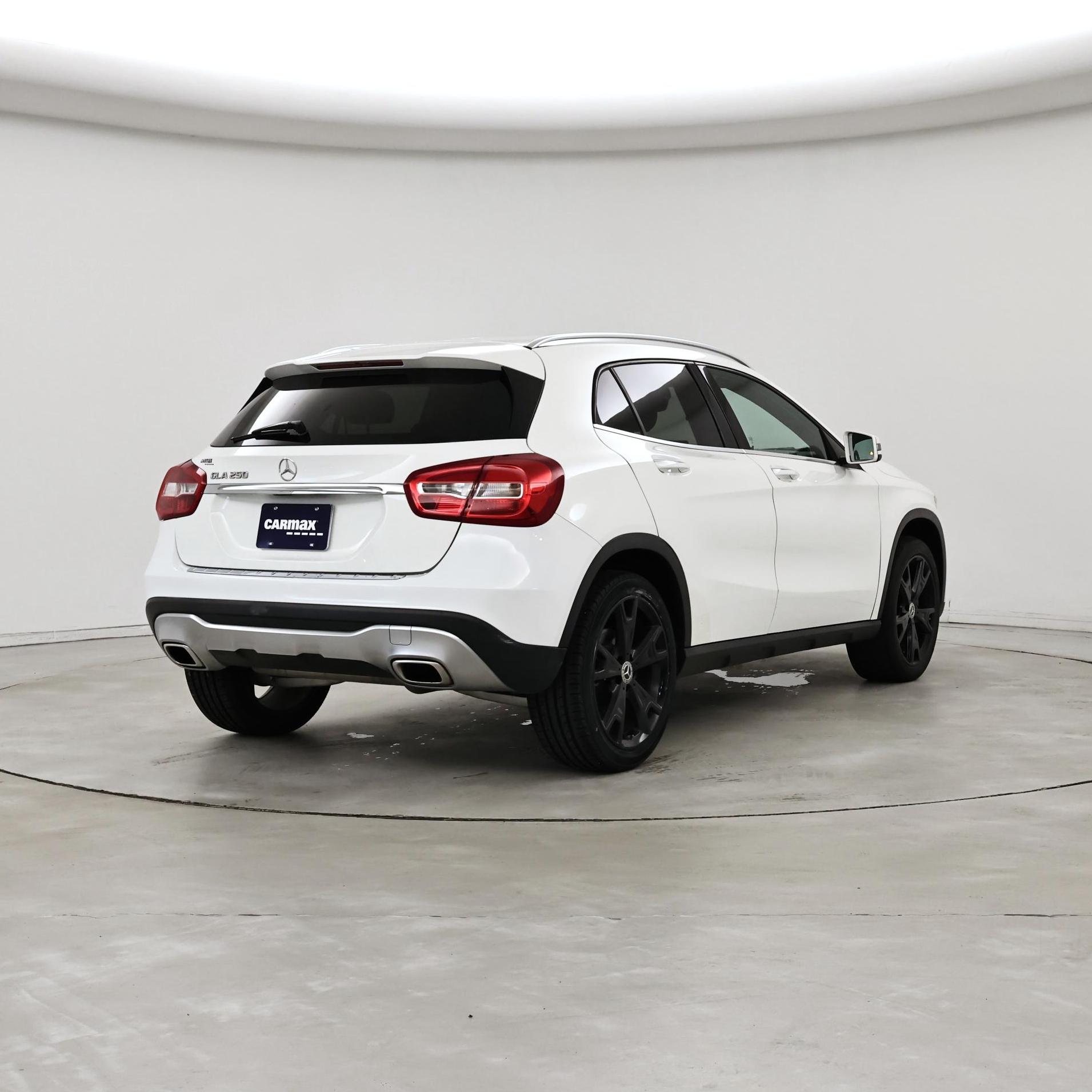Thumbnail: 2019 Mercedes-Benz GLA - 8
