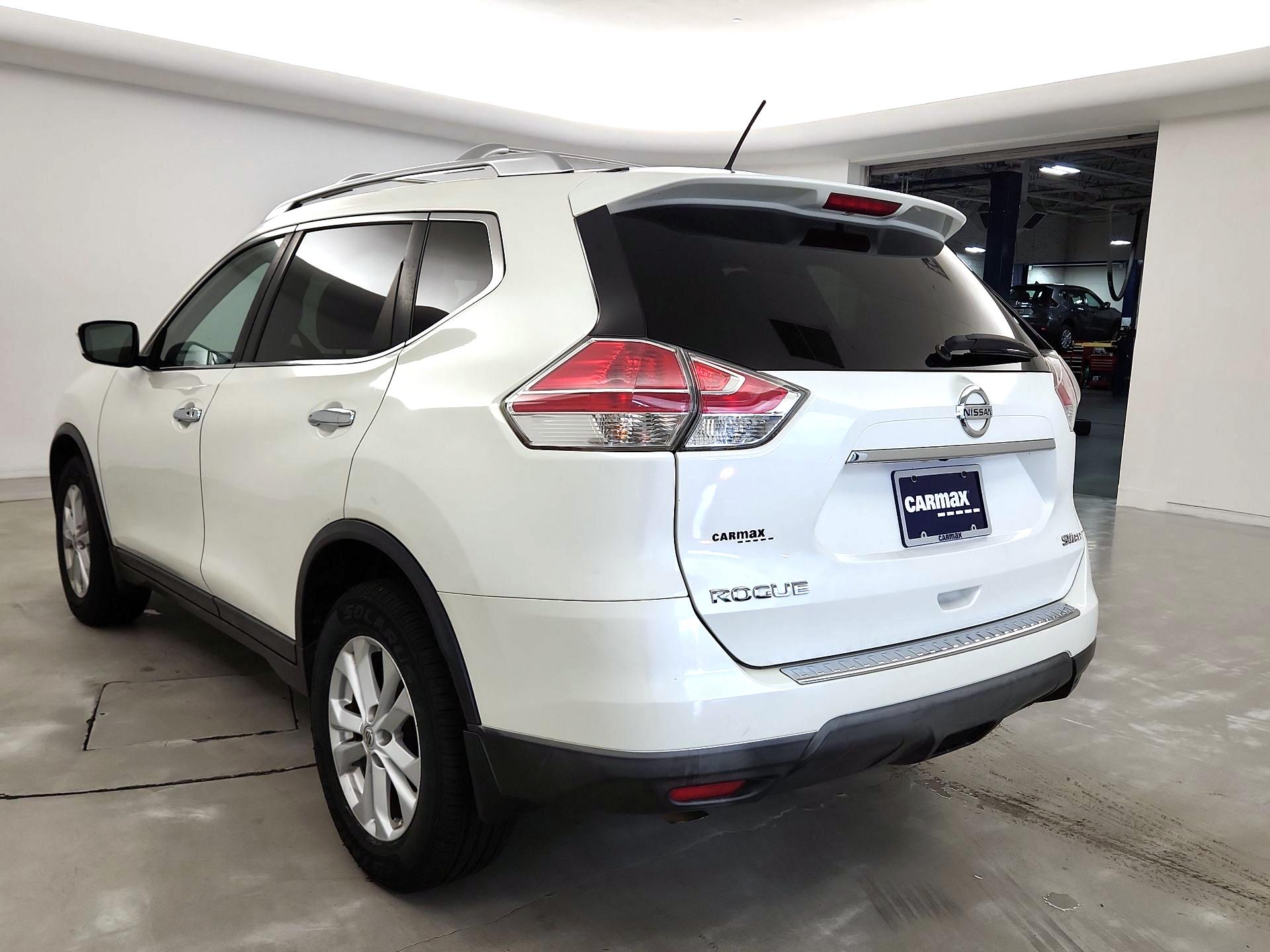 Thumbnail: 2016 Nissan Rogue - 7