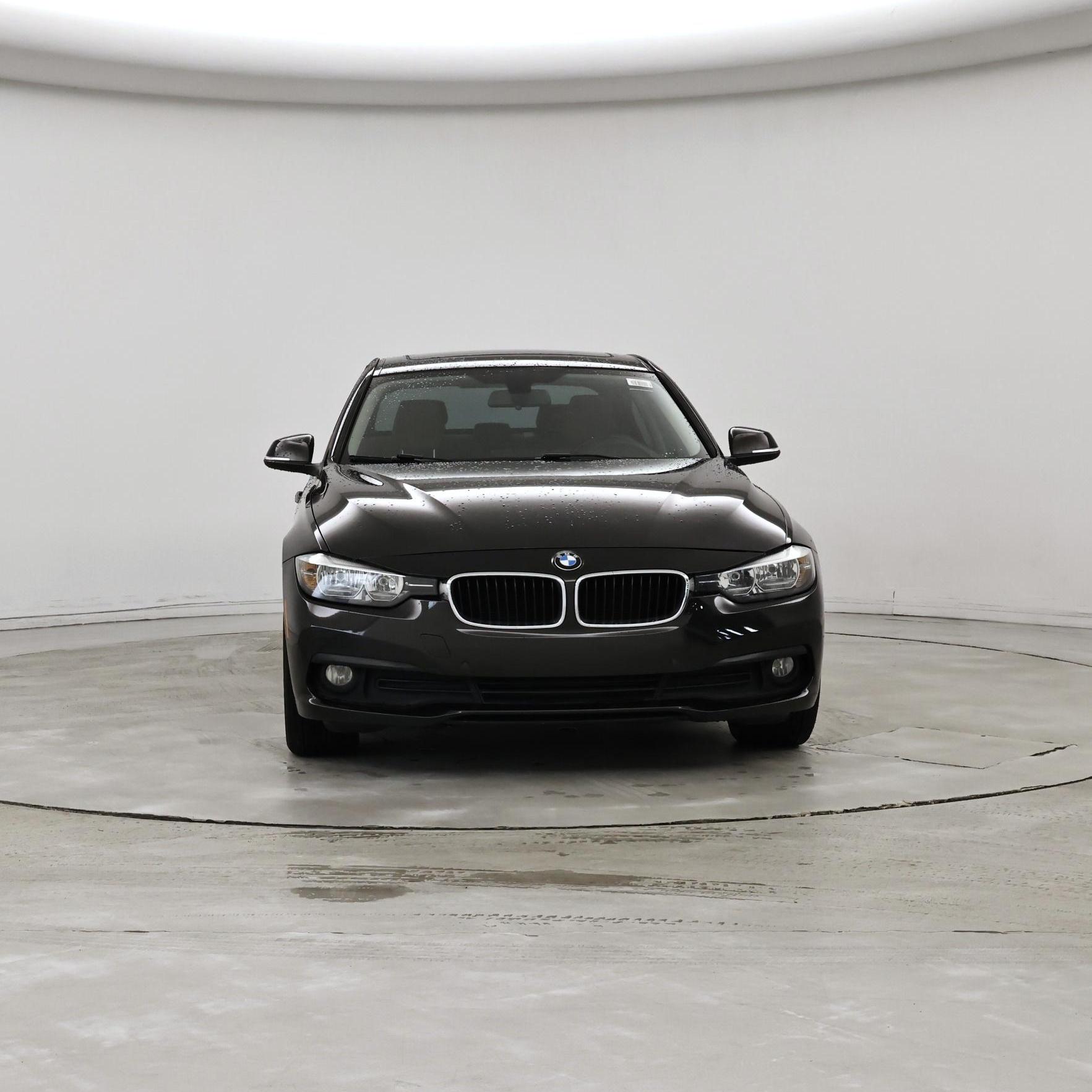Thumbnail: 2017 BMW 3 Series - 5