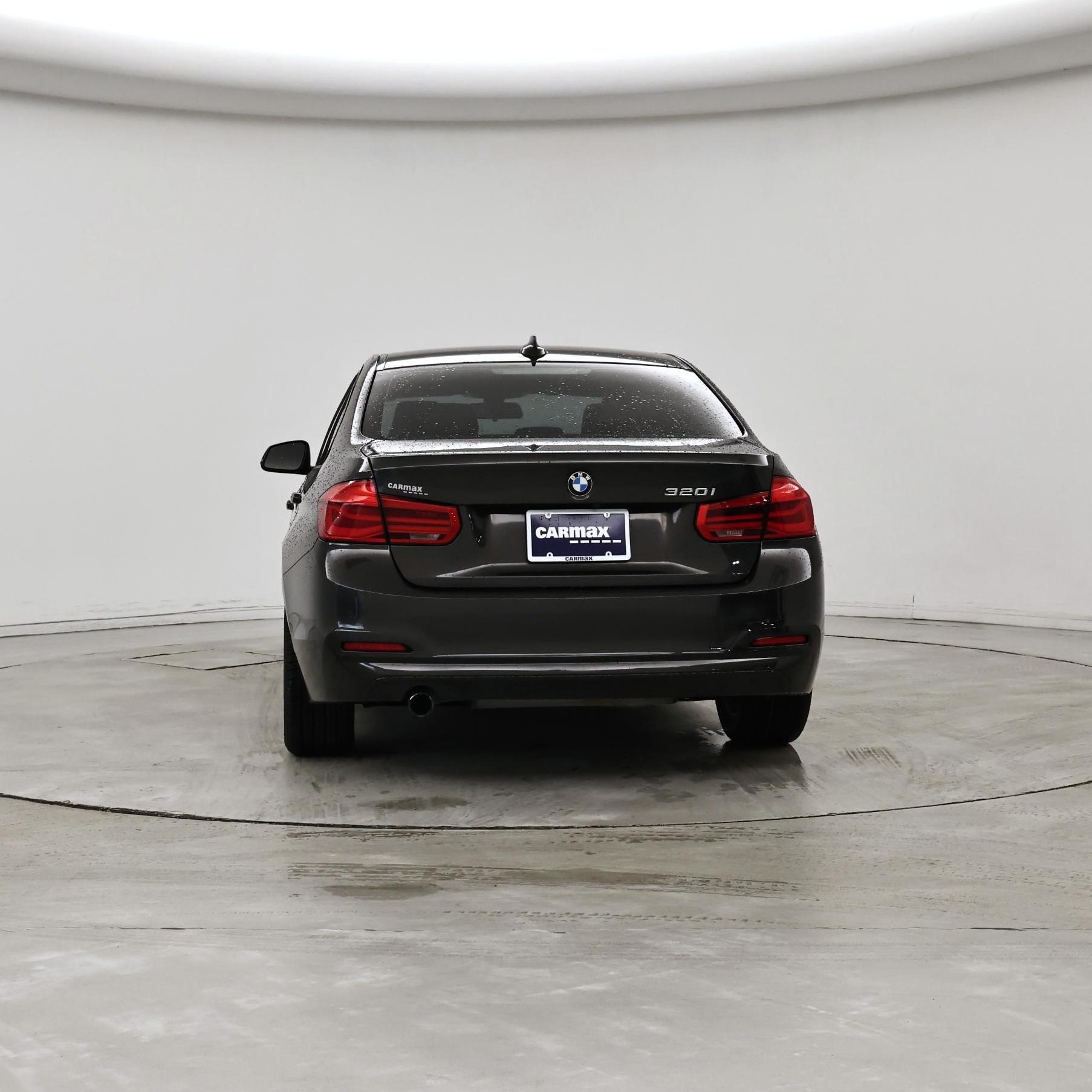 Thumbnail: 2017 BMW 3 Series - 6