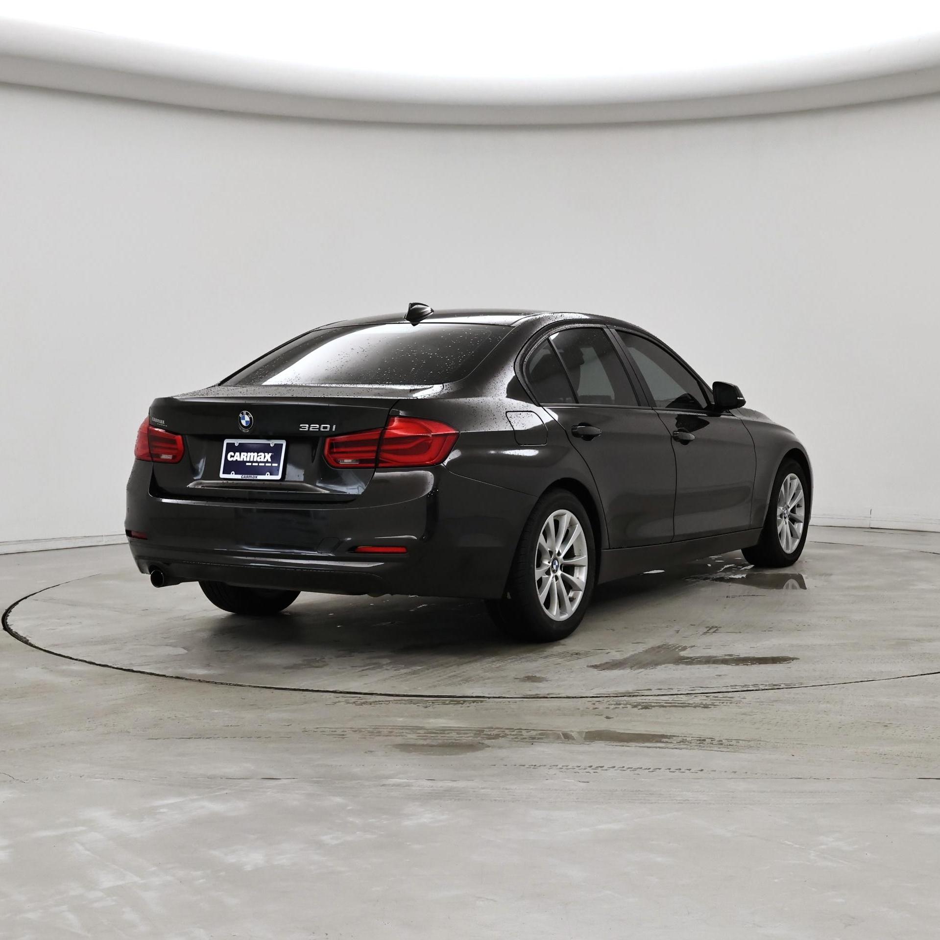 Thumbnail: 2017 BMW 3 Series - 8