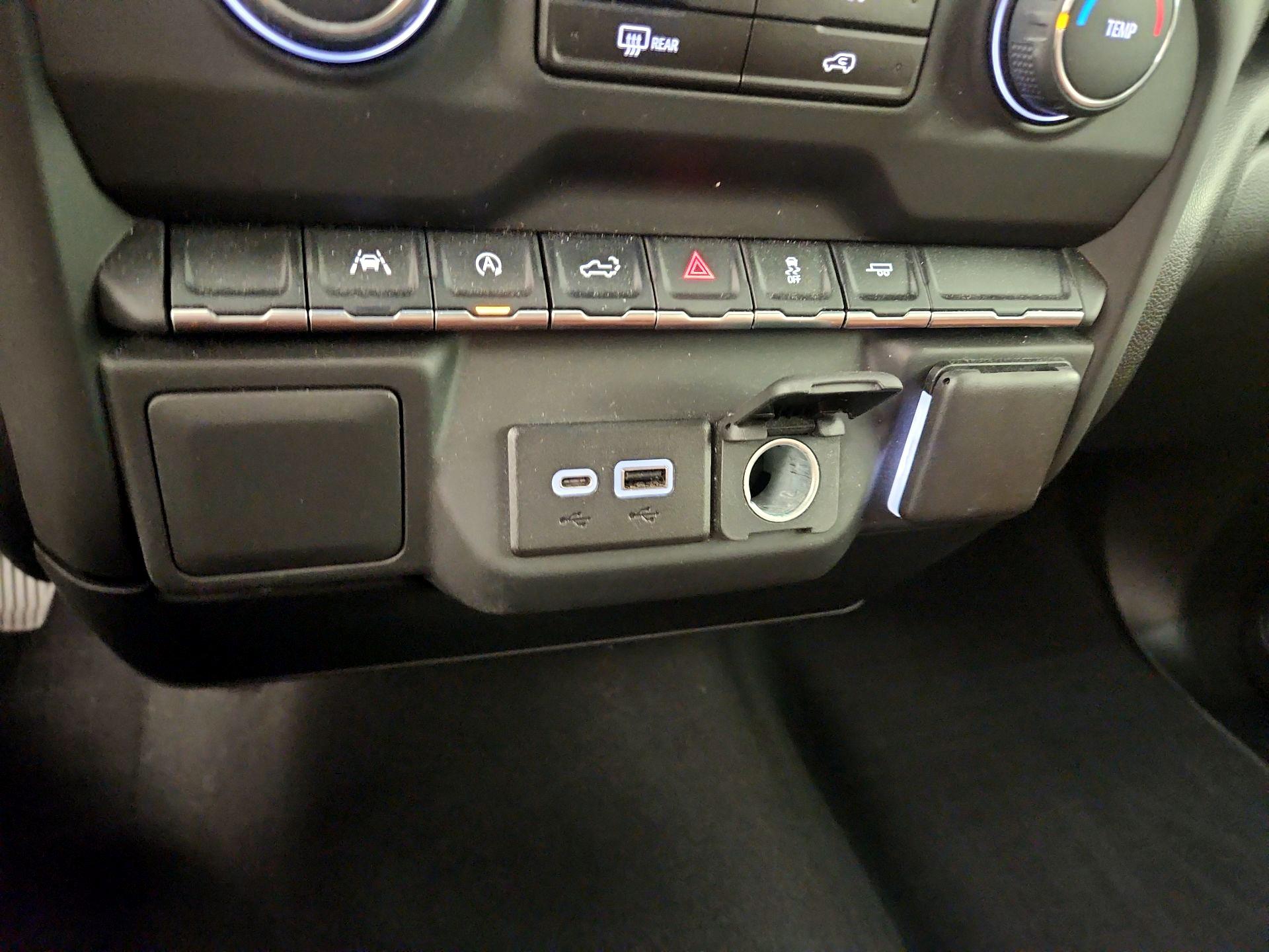Thumbnail: 2022 Chevrolet Silverado 1500 - 17
