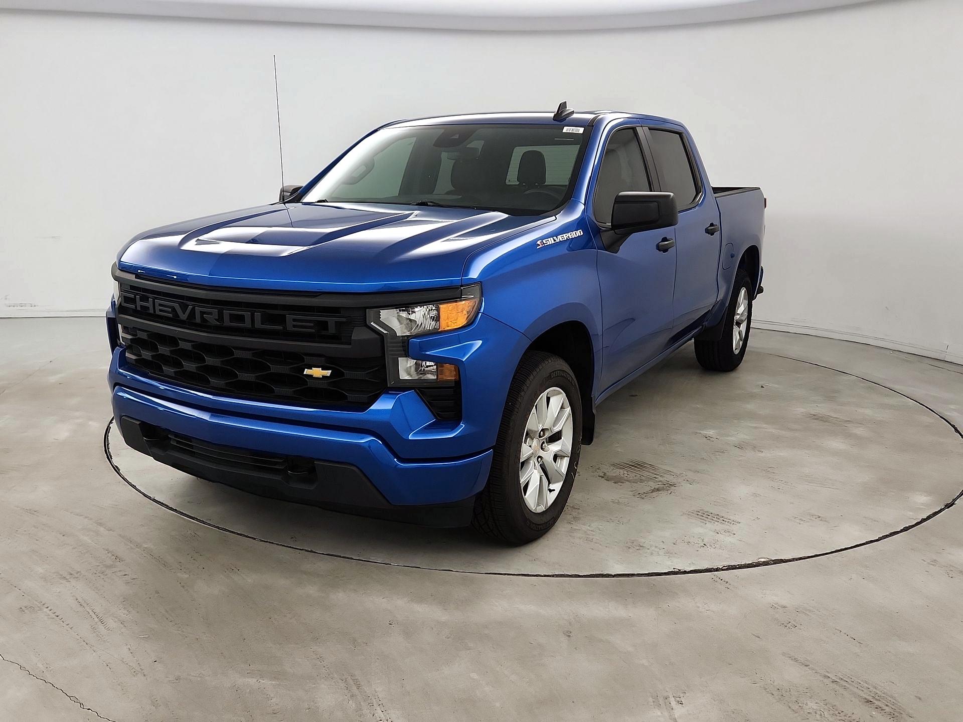 Thumbnail: 2022 Chevrolet Silverado 1500 - 3