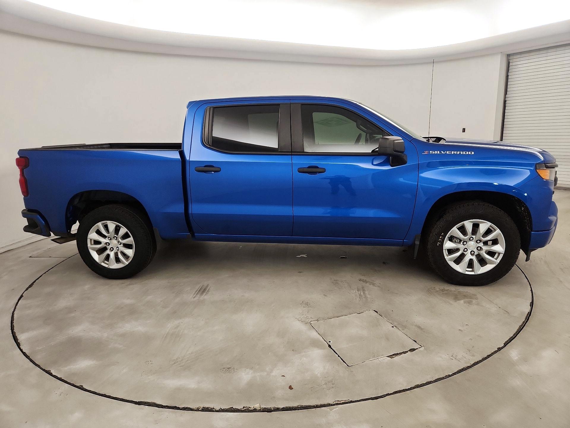 Thumbnail: 2022 Chevrolet Silverado 1500 - 4