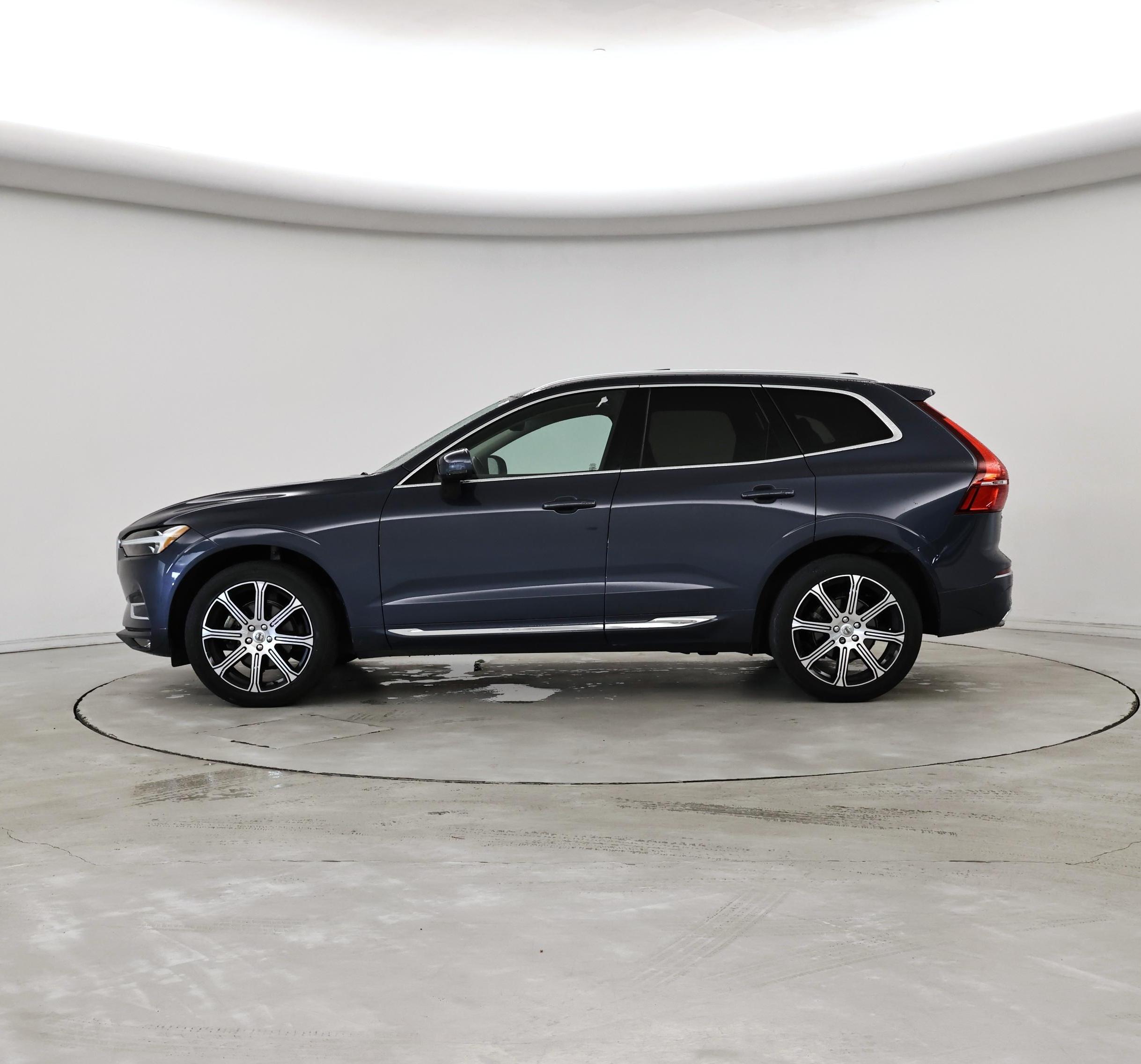 Thumbnail: 2021 Volvo XC60 - 3