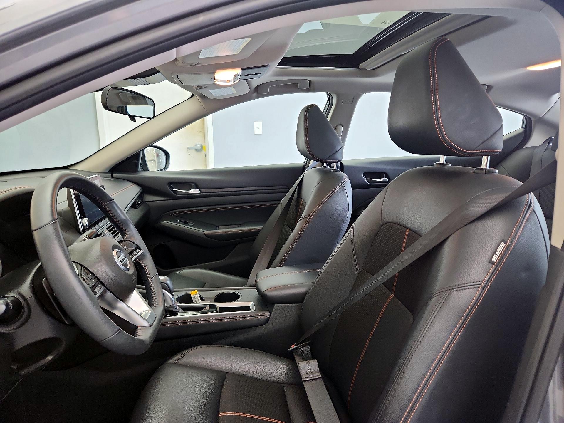 Thumbnail: 2020 Nissan Altima - 19