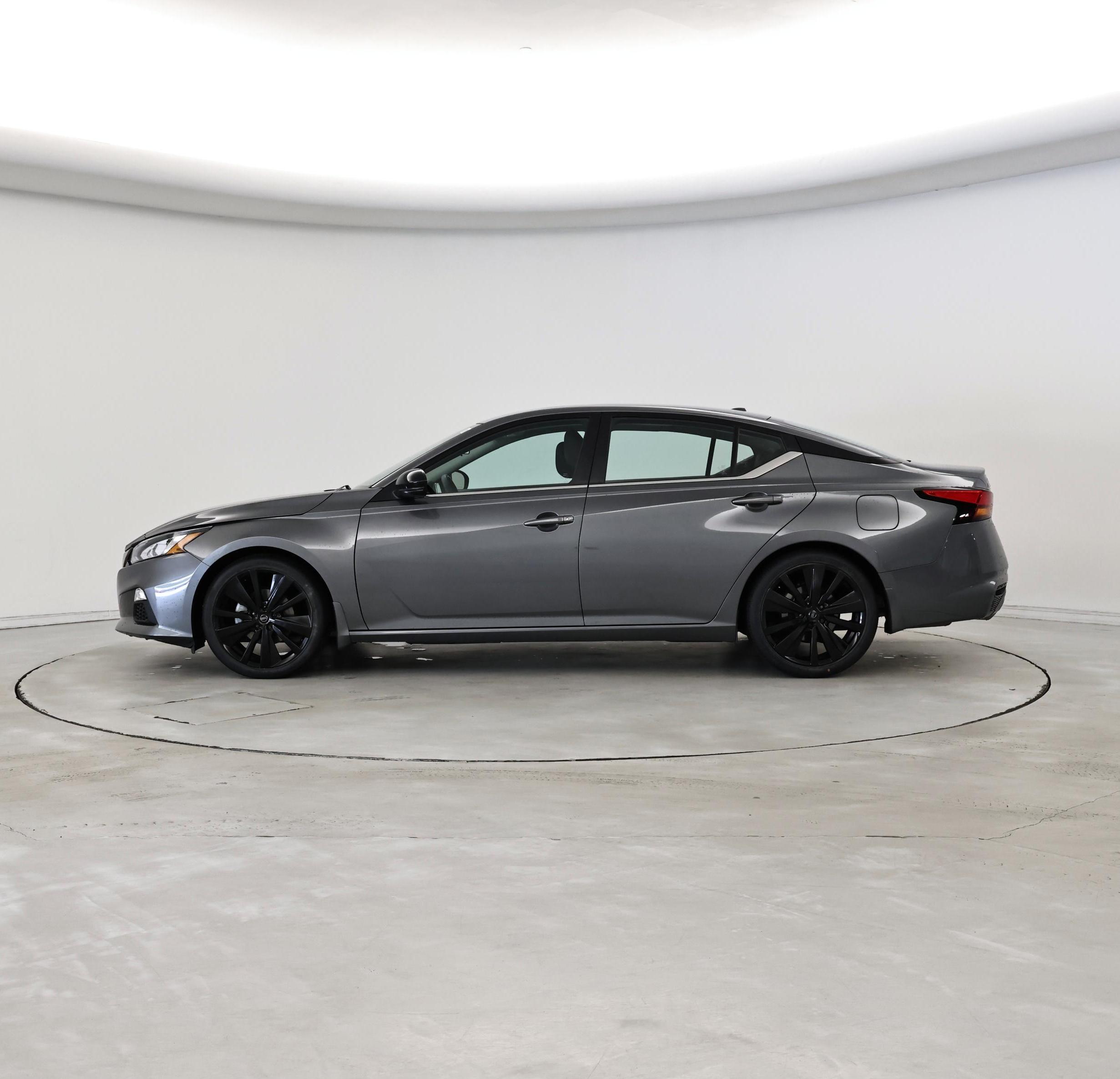 Thumbnail: 2020 Nissan Altima - 3