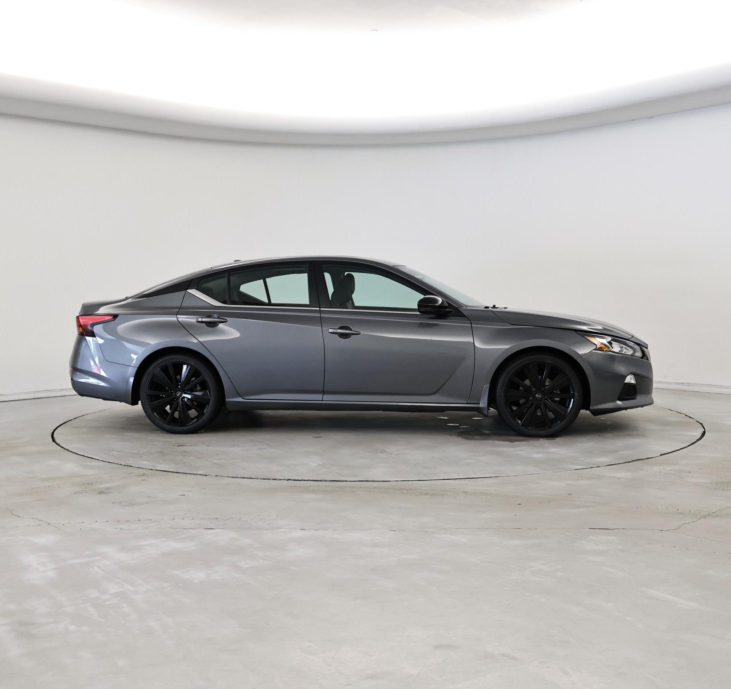 Thumbnail: 2020 Nissan Altima - 7