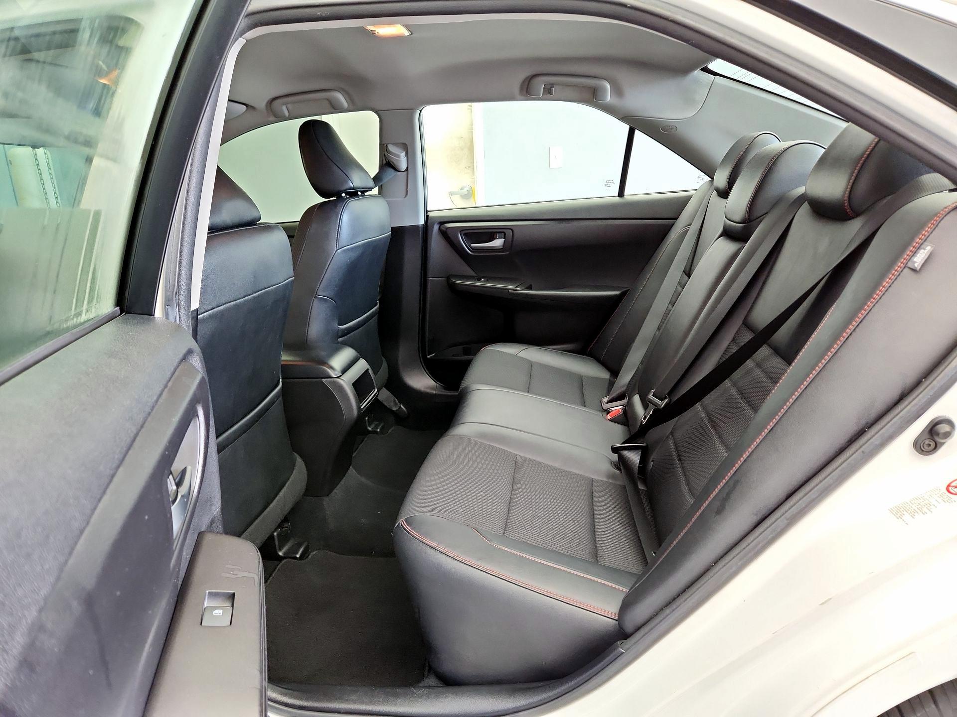 Thumbnail: 2017 Toyota Camry - 19