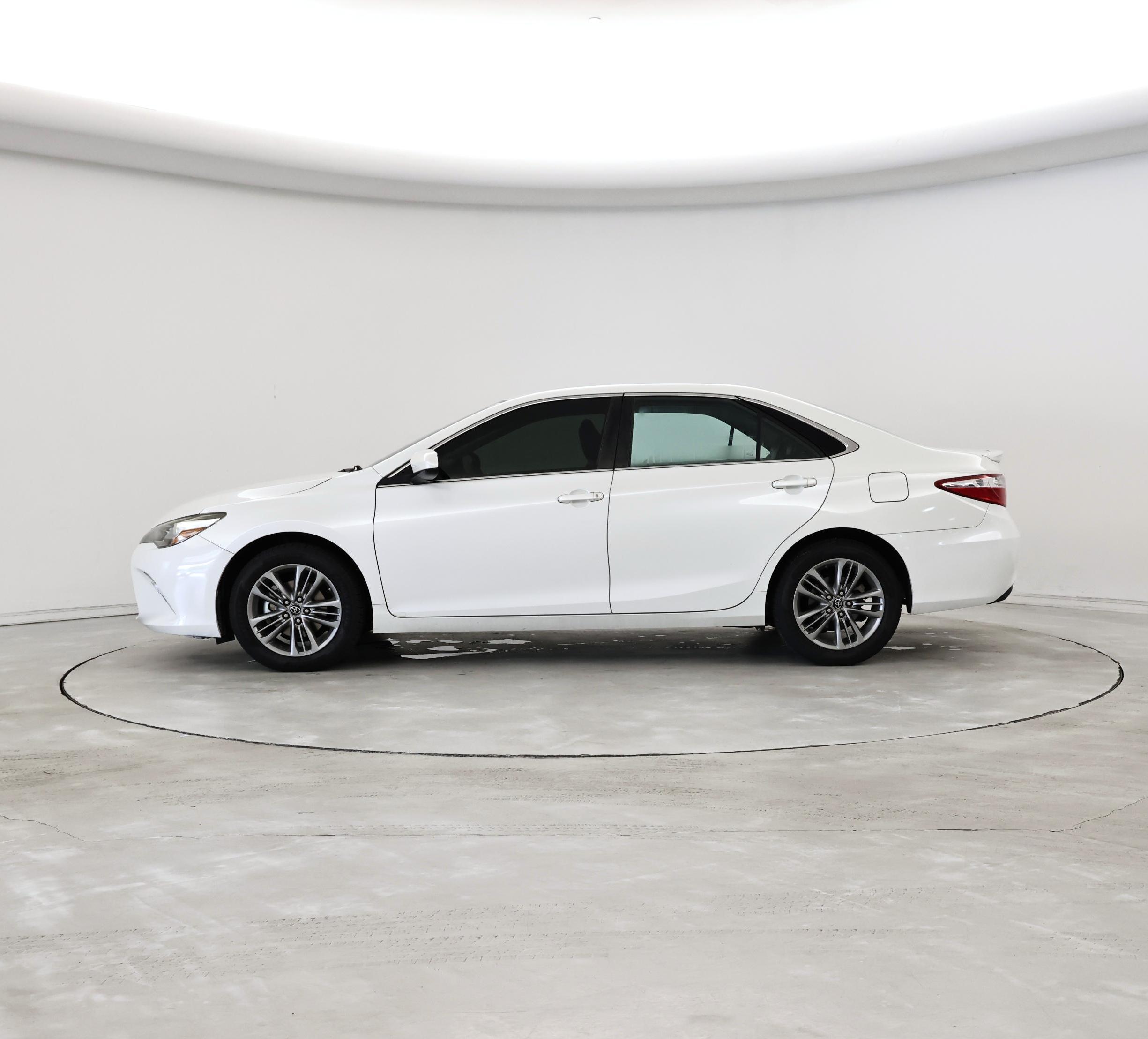 Thumbnail: 2017 Toyota Camry - 3