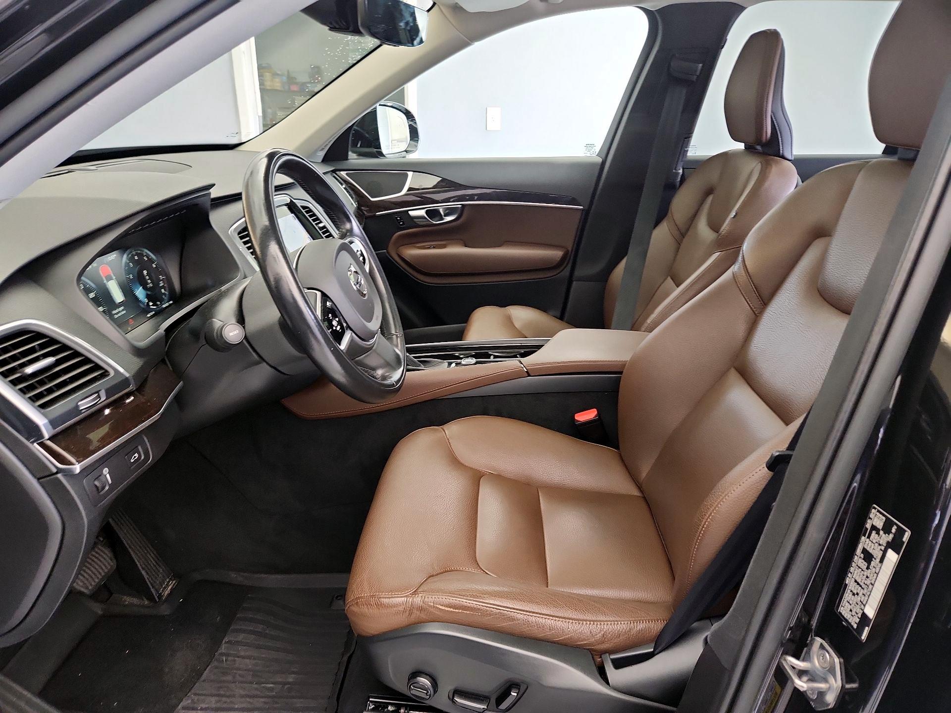 Thumbnail: 2019 Volvo XC90 - 11