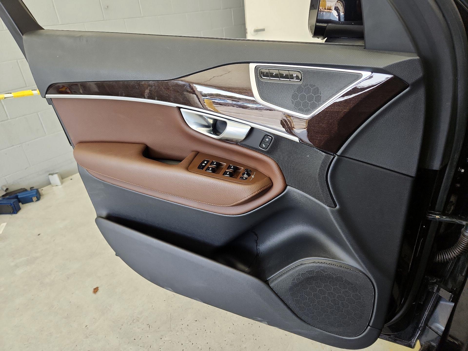 Thumbnail: 2019 Volvo XC90 - 12