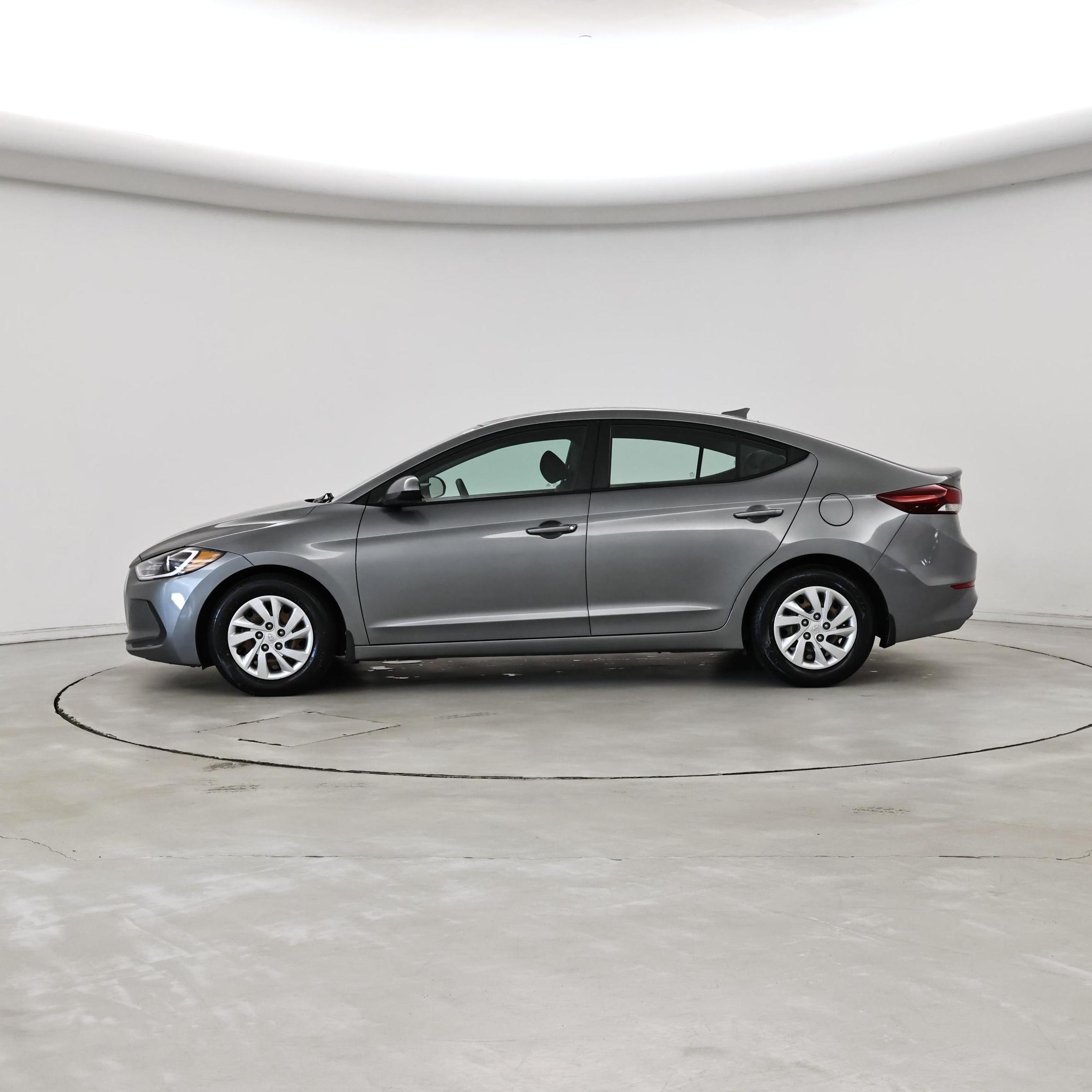 Thumbnail: 2017 Hyundai Elantra - 3