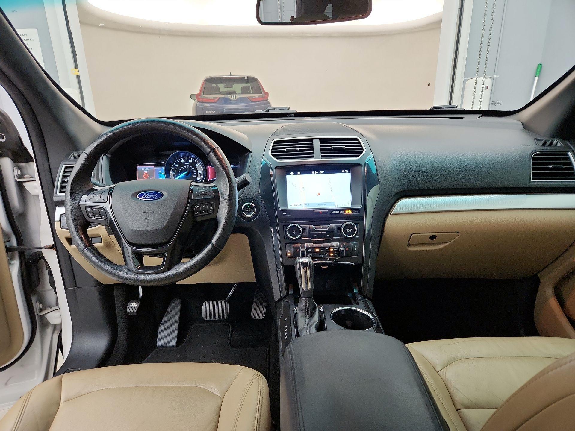 Thumbnail: 2017 Ford Explorer - 9