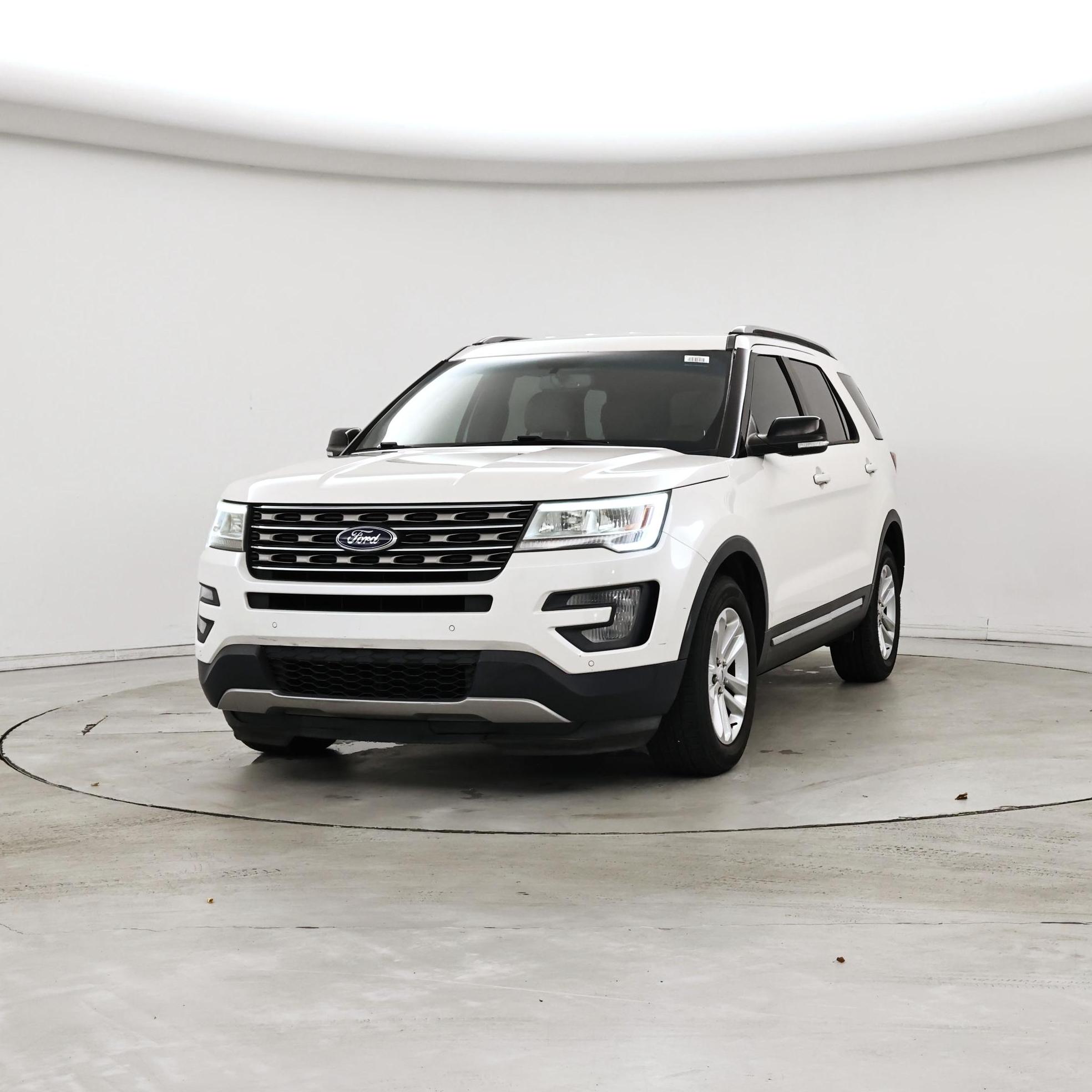 Thumbnail: 2017 Ford Explorer - 4