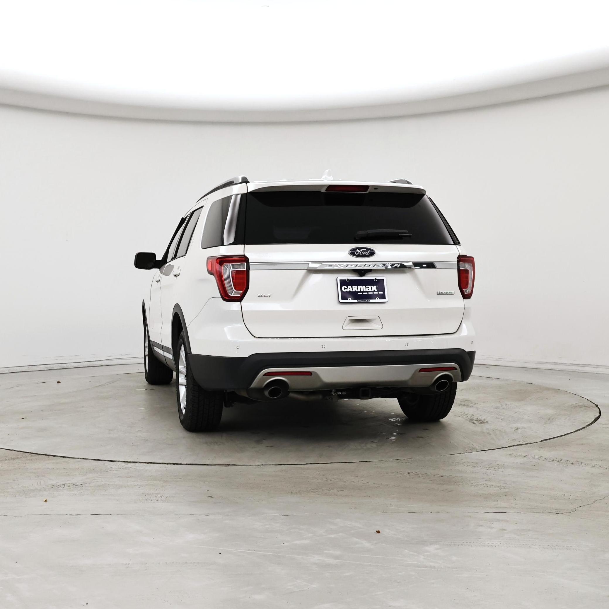 Thumbnail: 2017 Ford Explorer - 6