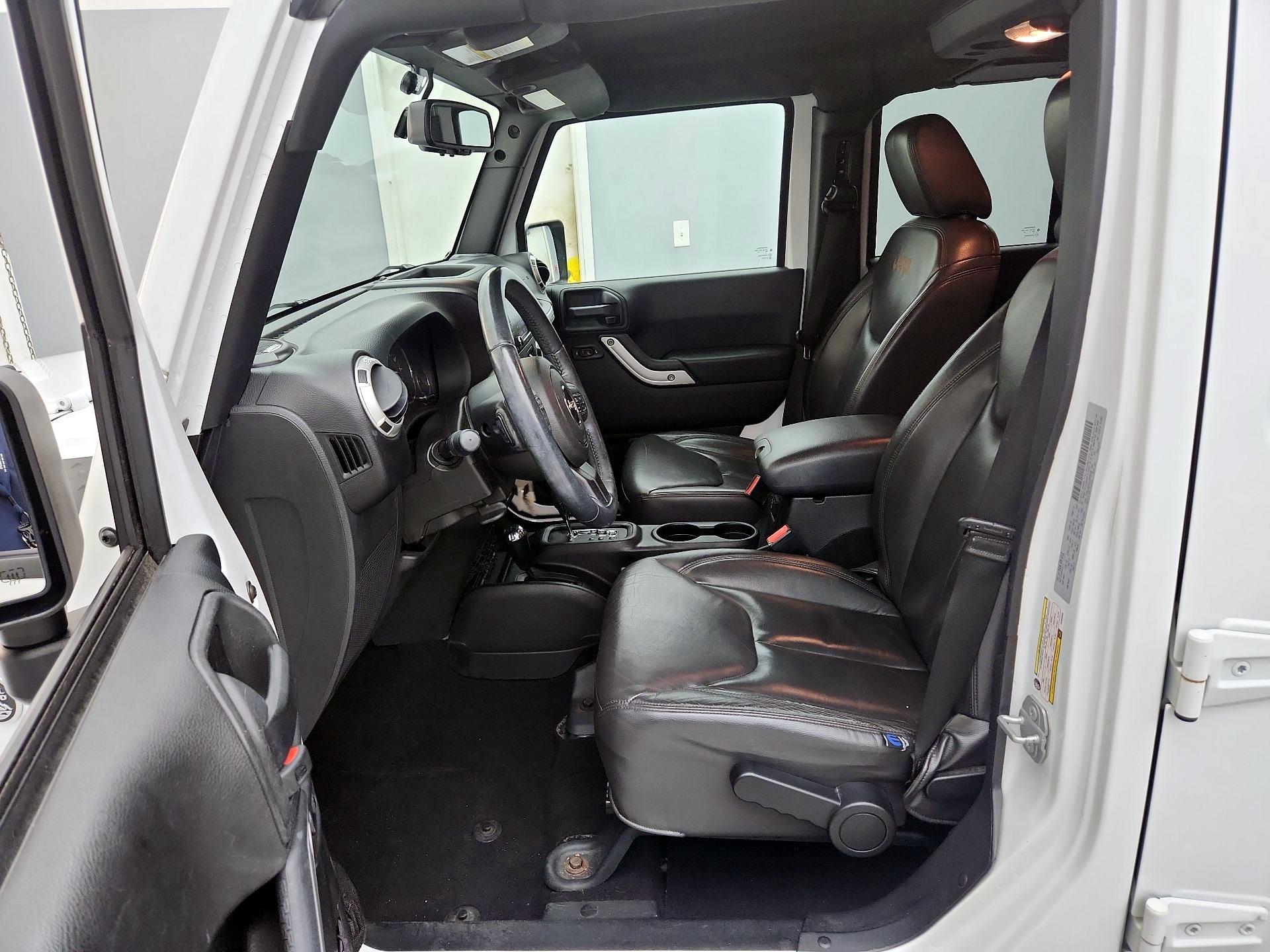 Thumbnail: 2018 Jeep Wrangler - 11