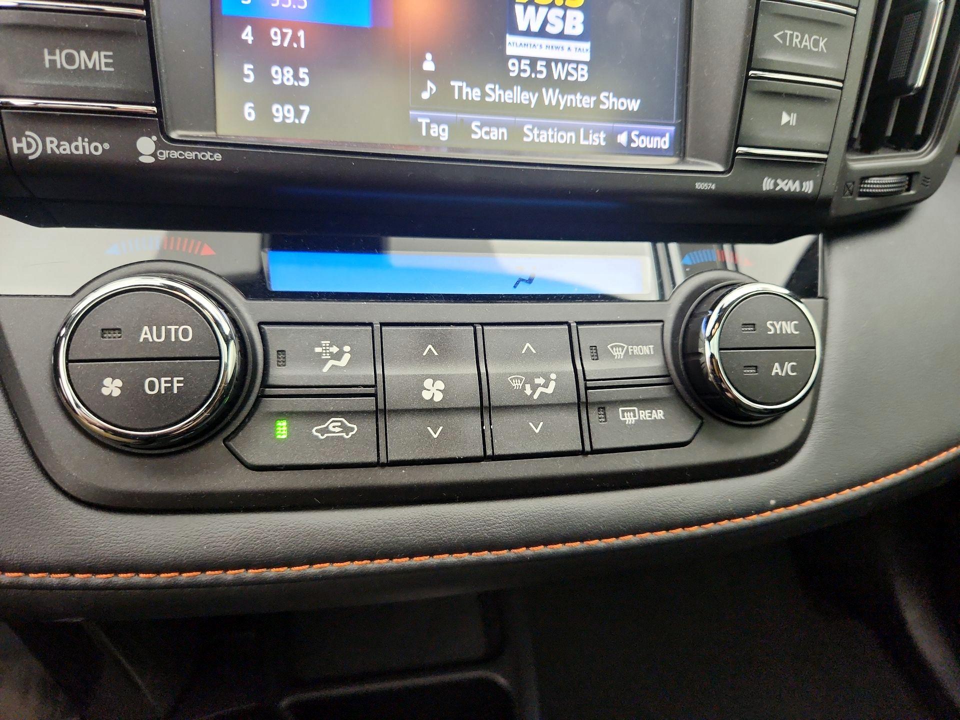 Thumbnail: 2018 Toyota RAV4 - 16