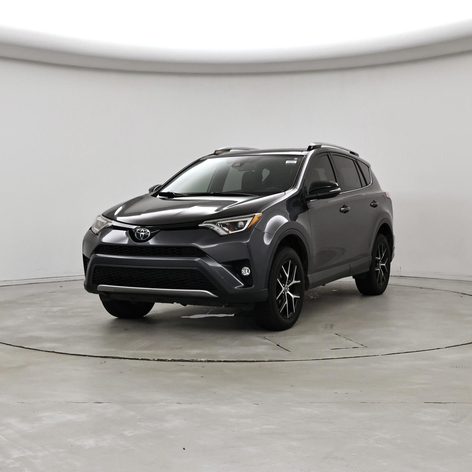 Thumbnail: 2018 Toyota RAV4 - 4