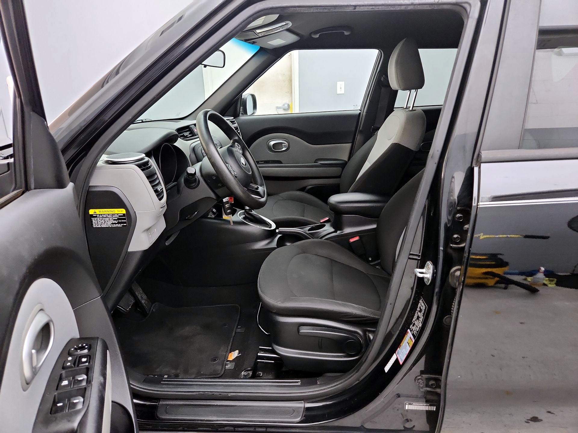 Thumbnail: 2016 Kia Soul - 11