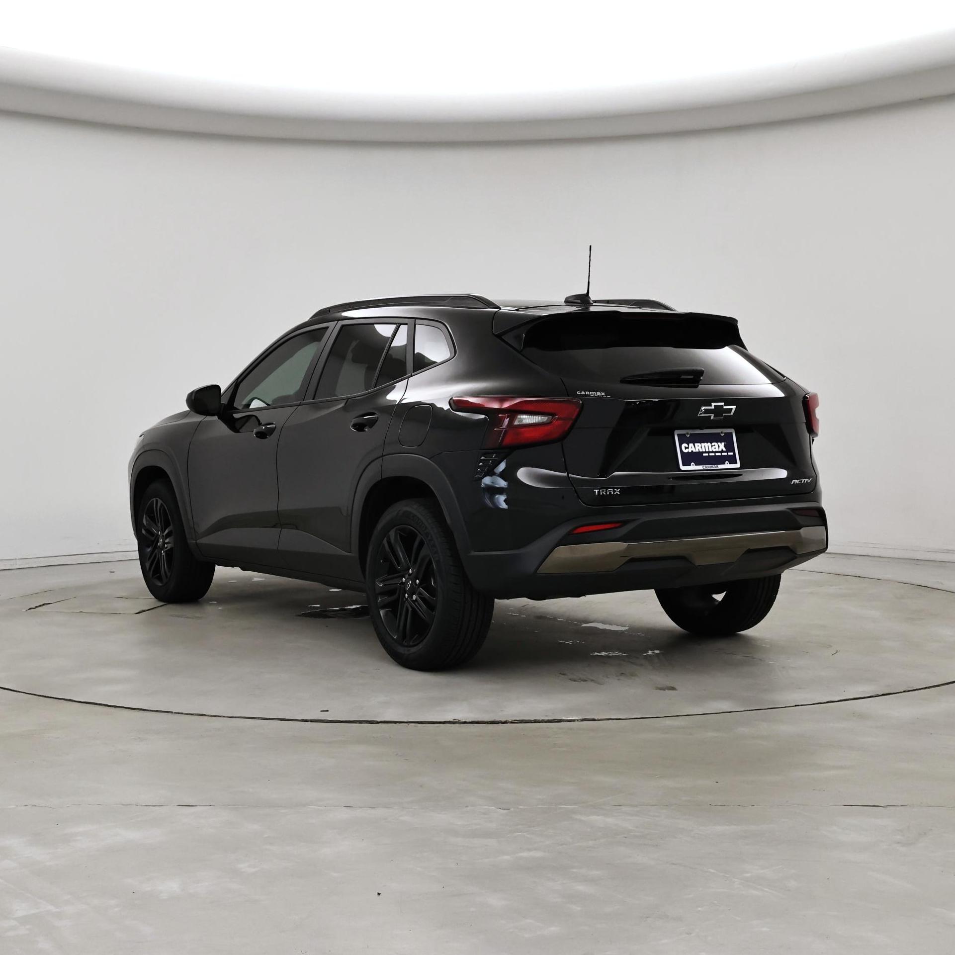 Thumbnail: 2025 Chevrolet Trax - 2