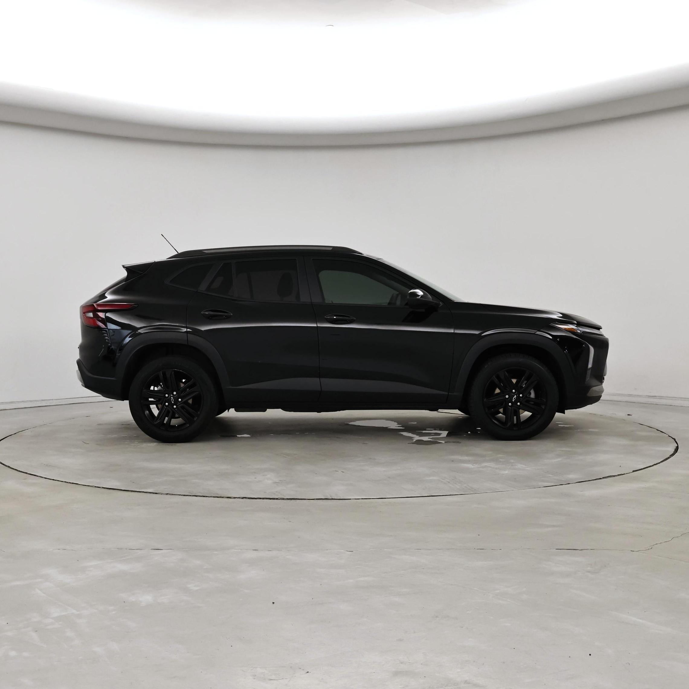 Thumbnail: 2025 Chevrolet Trax - 7