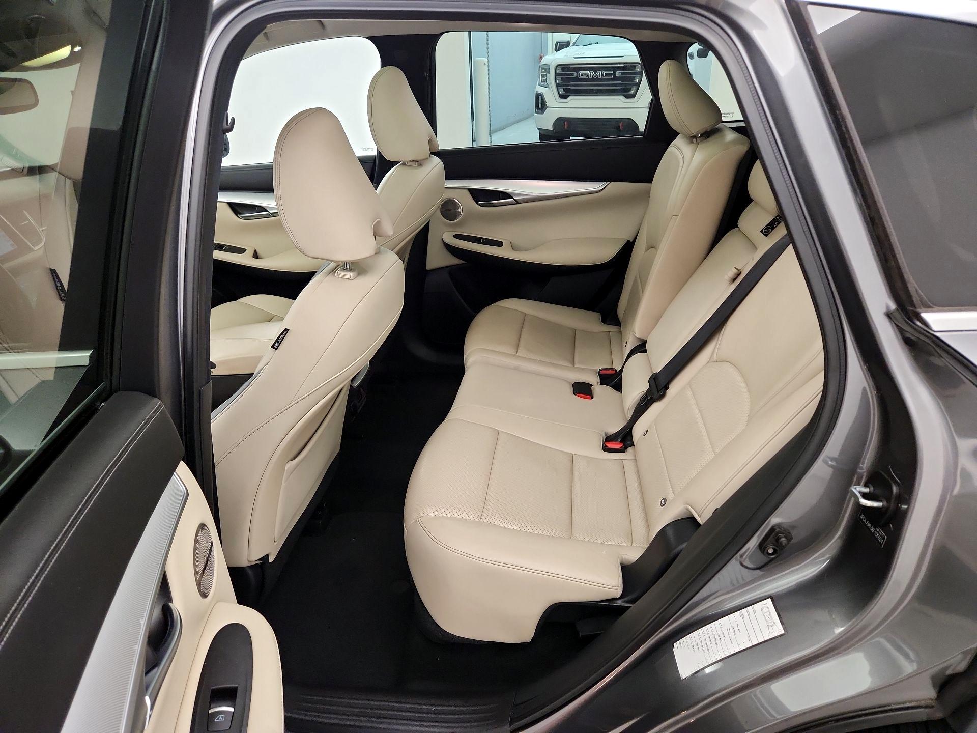 Thumbnail: 2019 INFINITI QX50 - 19