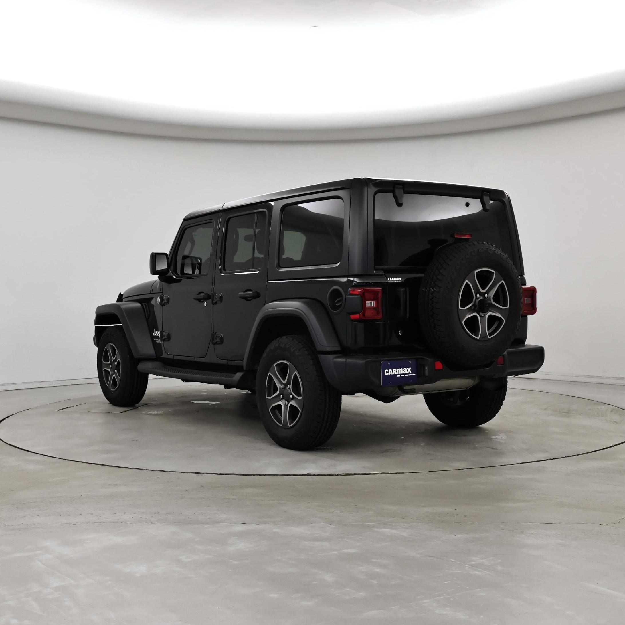Thumbnail: 2019 Jeep Wrangler - 2